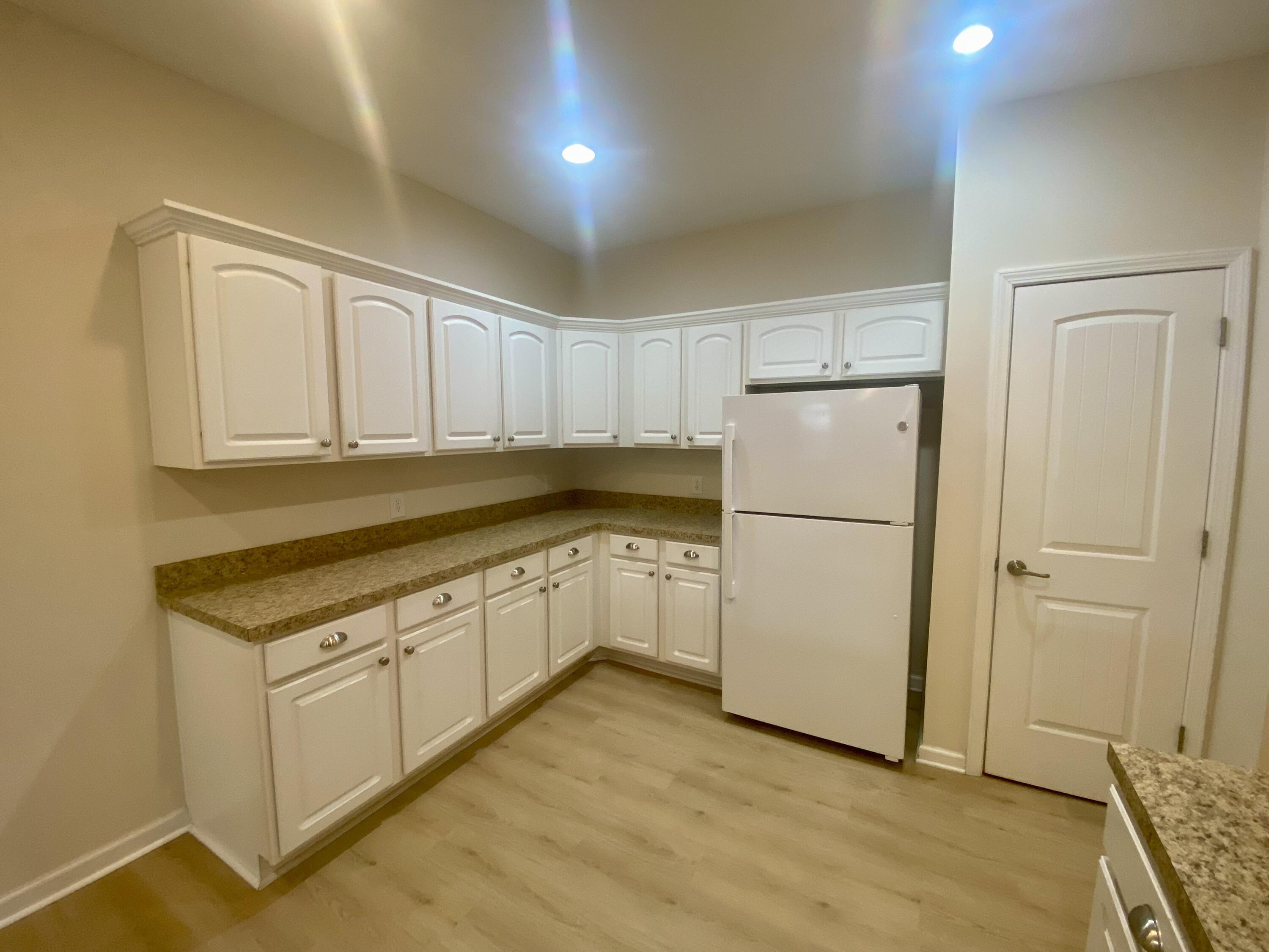 110 Academy Drive Property Photo 28