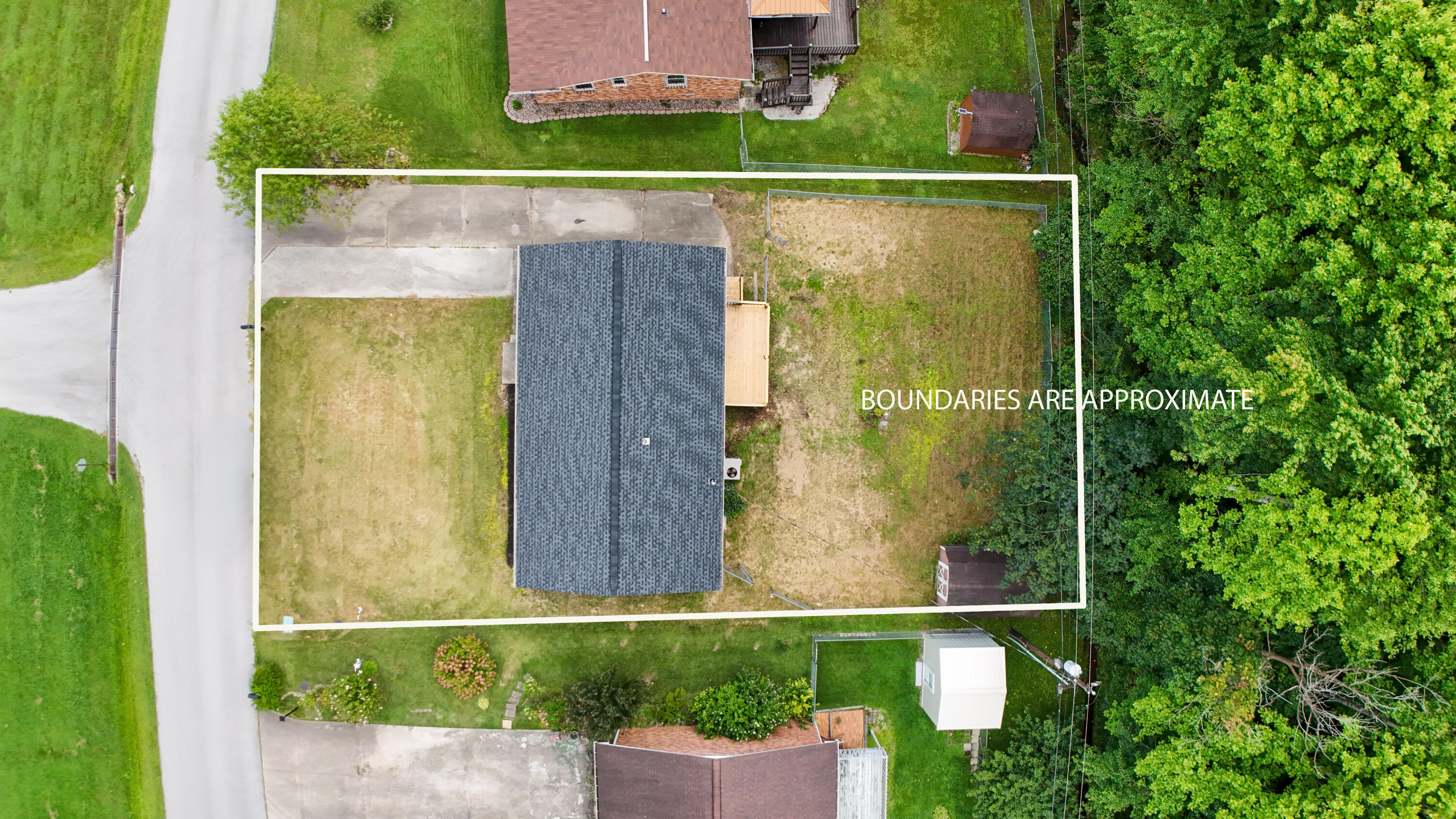 1029 Cardinal Drive Property Photo 7