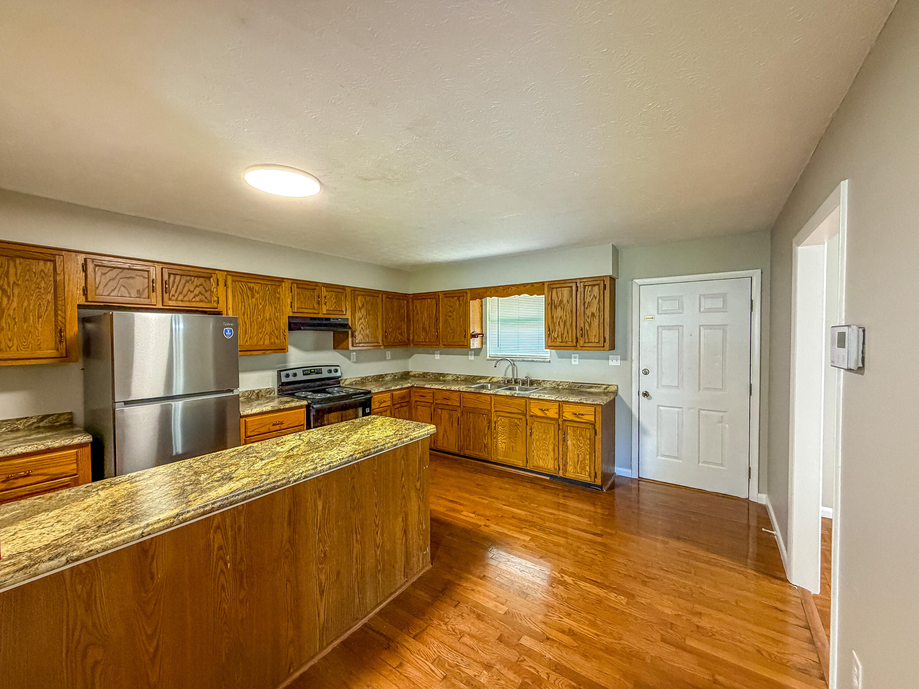 1029 Cardinal Drive Property Photo 14