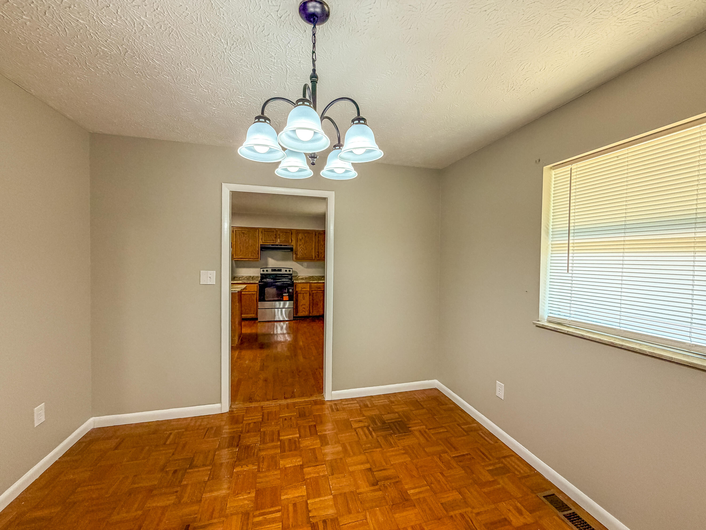 1029 Cardinal Drive Property Photo 18