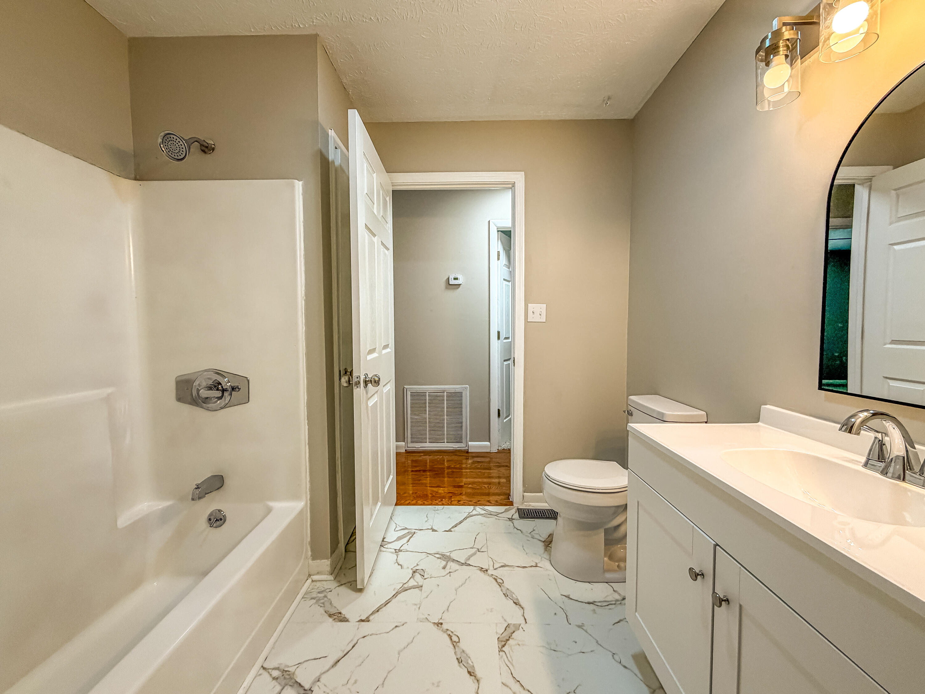 1029 Cardinal Drive Property Photo 23