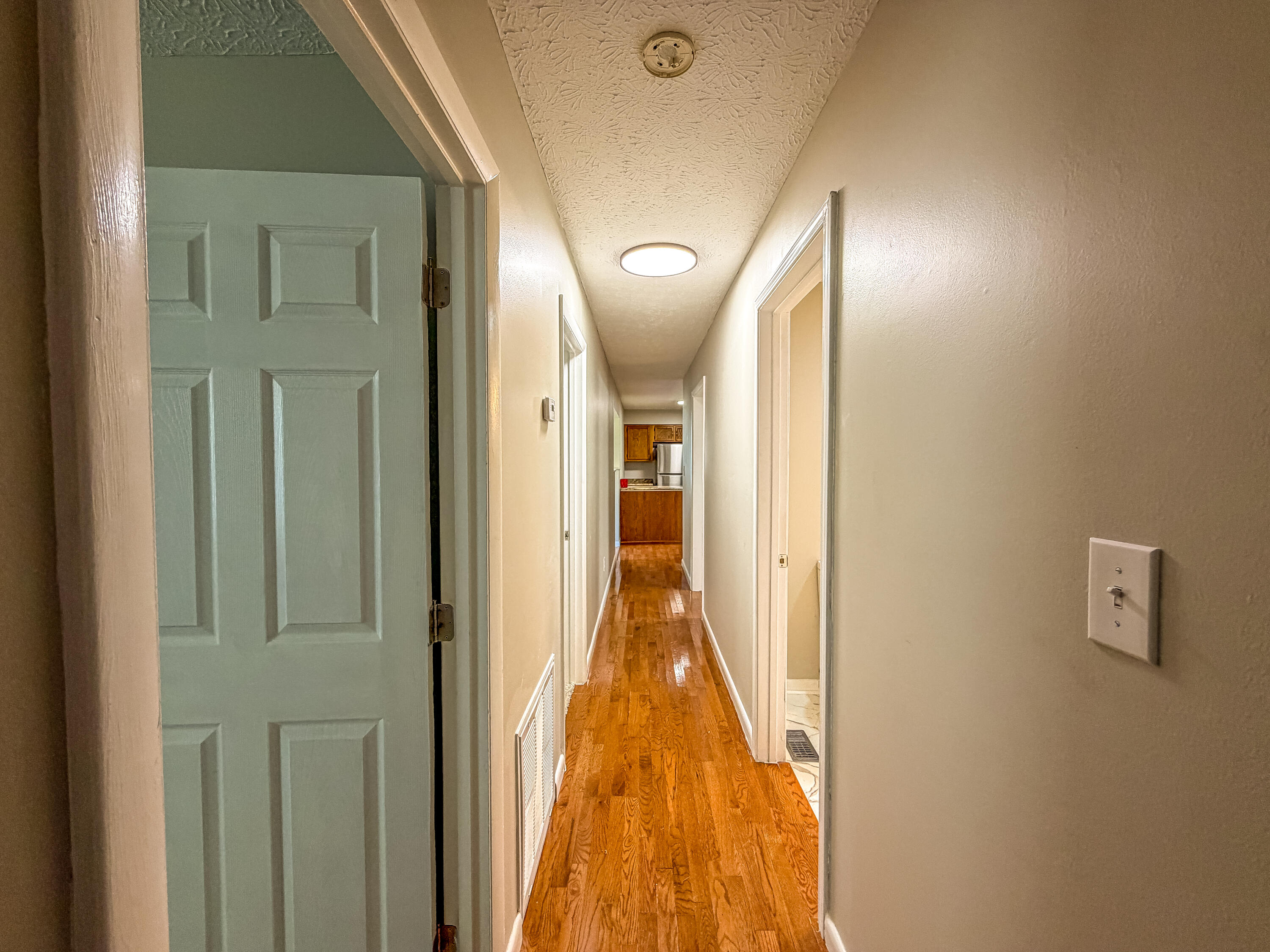 1029 Cardinal Drive Property Photo 27