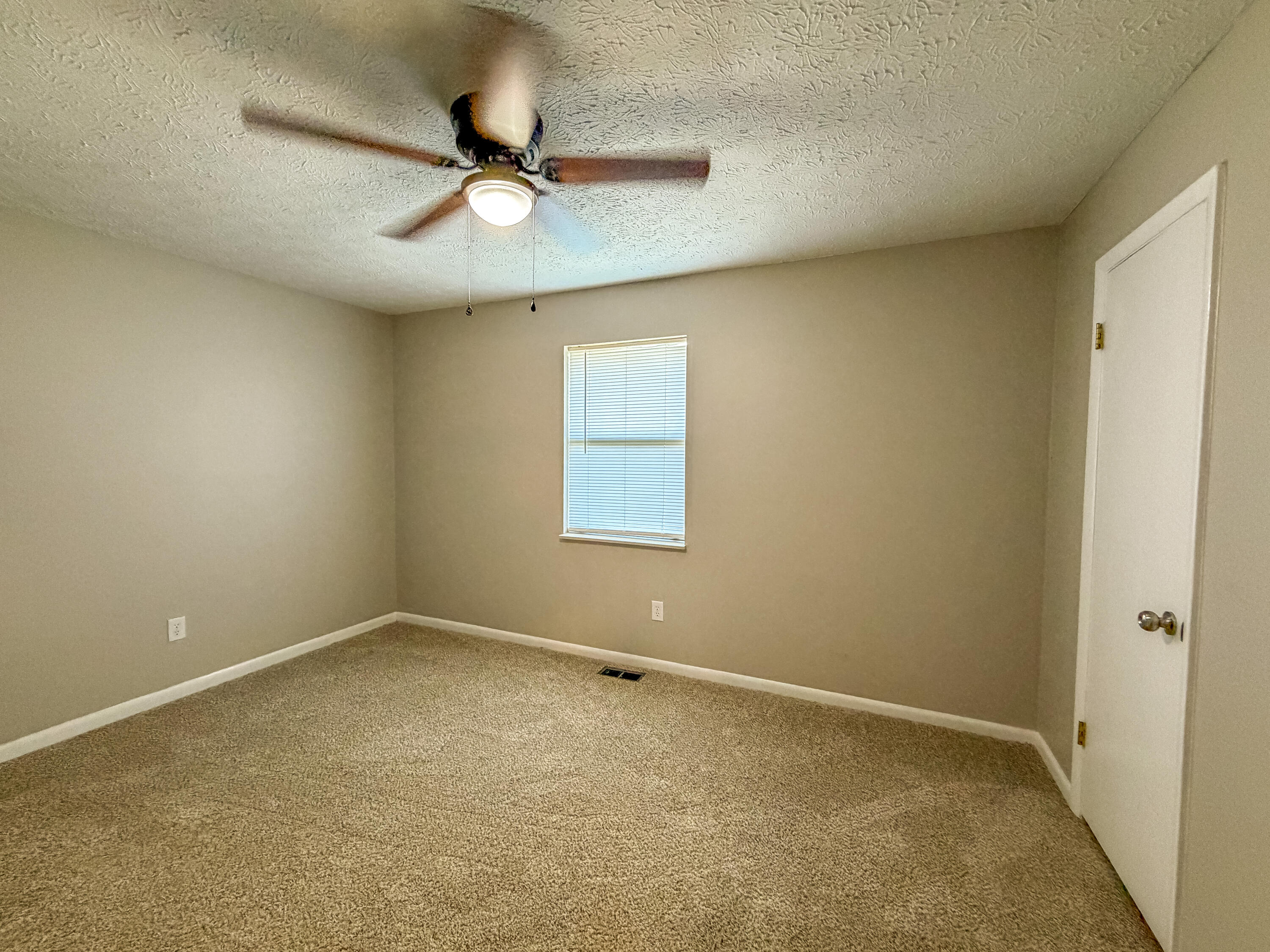 1029 Cardinal Drive Property Photo 31