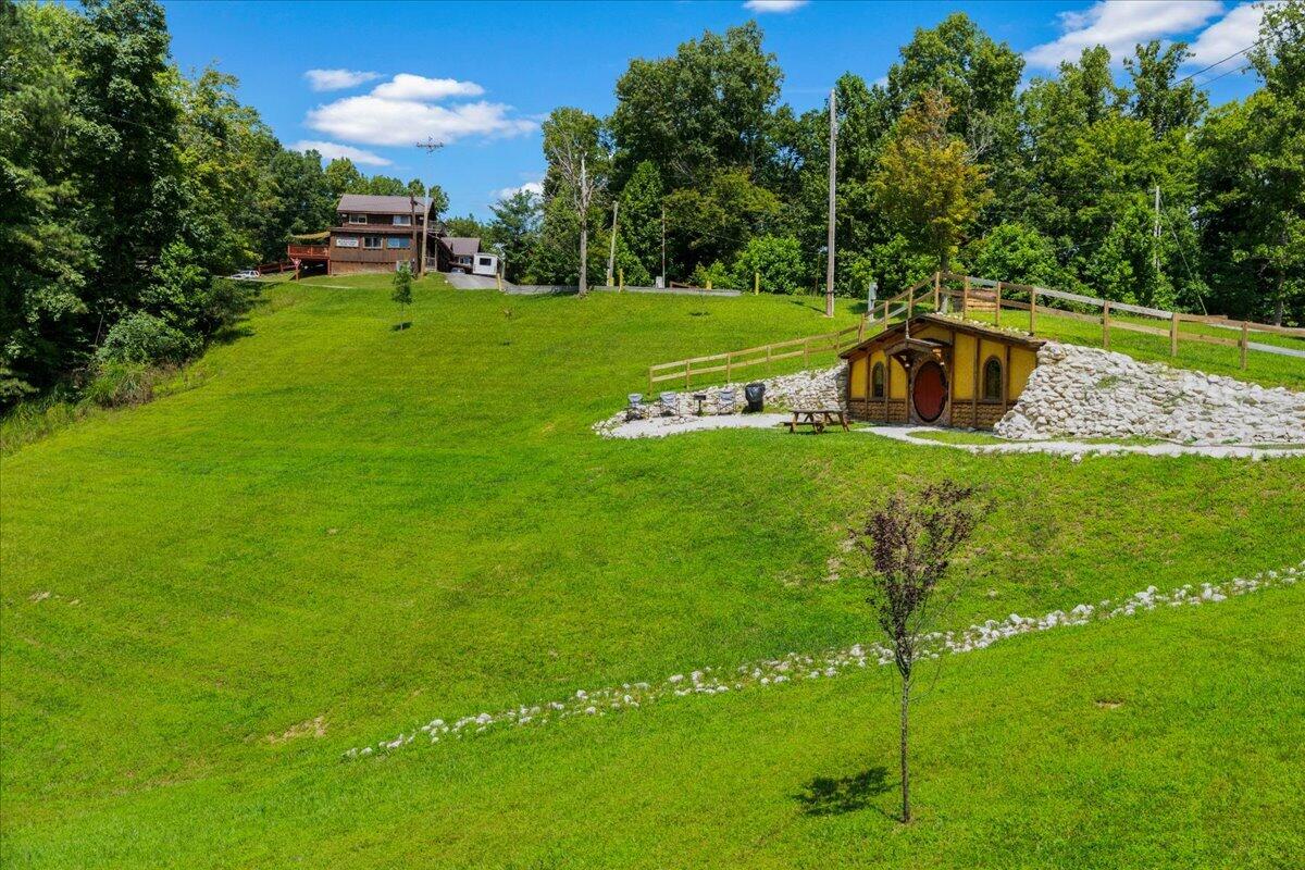 554 Cliffview Road Property Photo 5