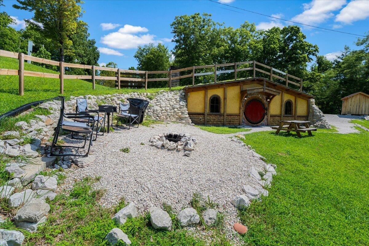 554 Cliffview Road Property Photo 7