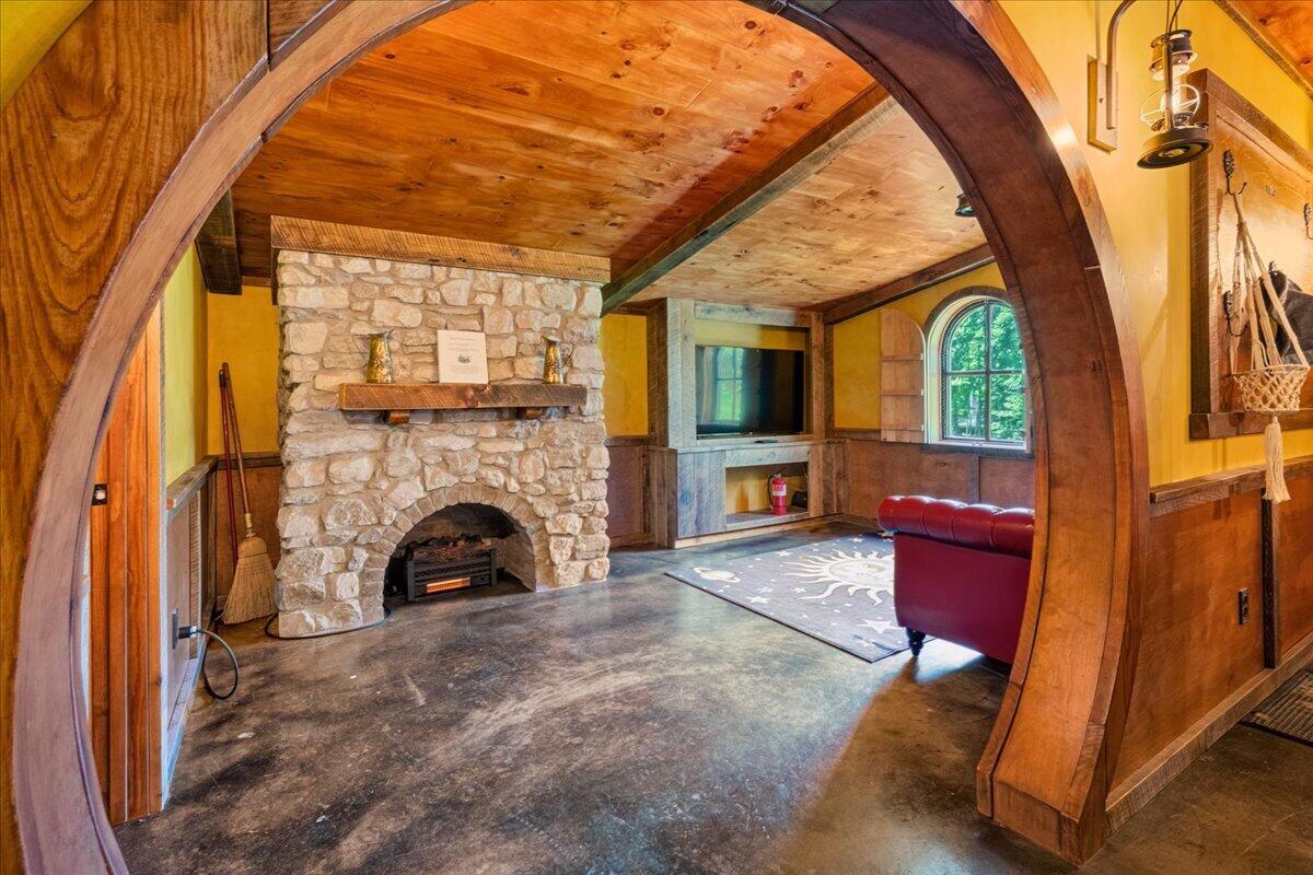 554 Cliffview Road Property Photo 21