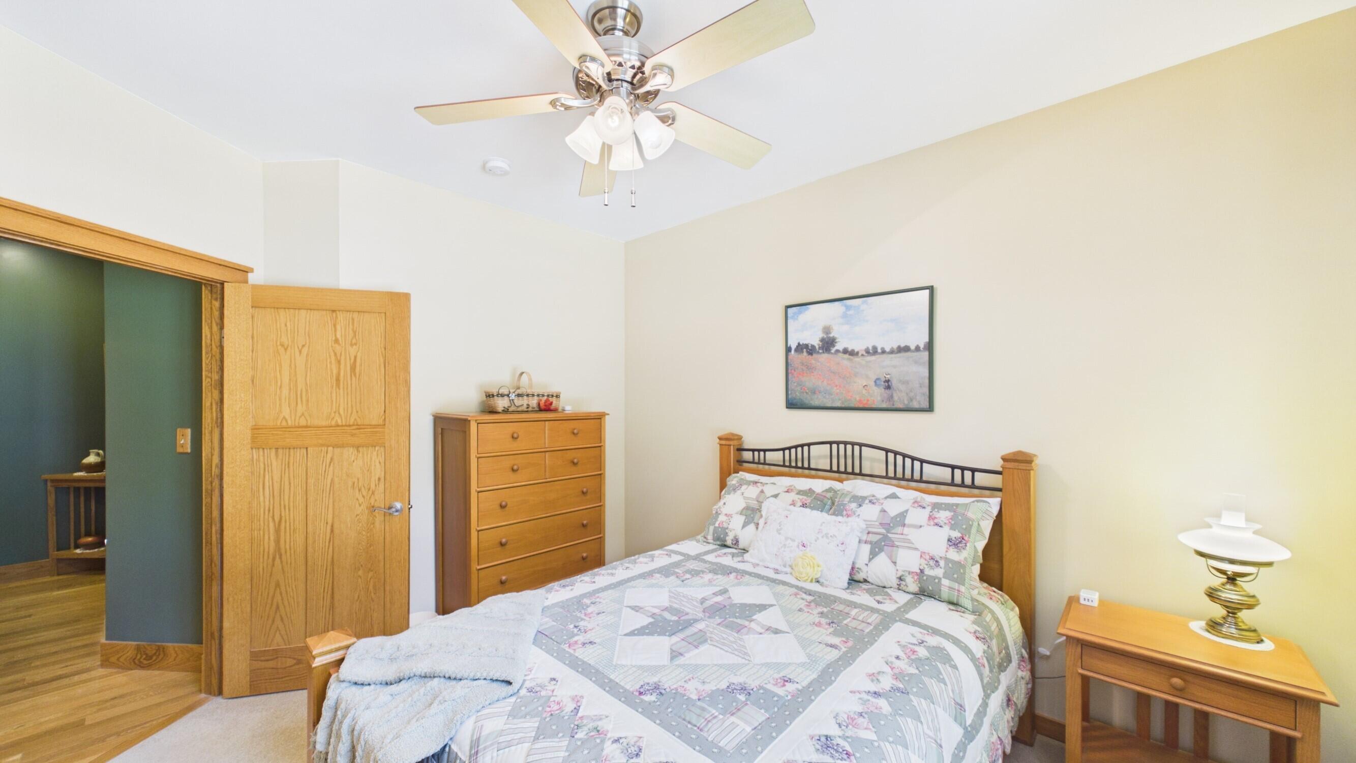284 Crystal Creek Circle Property Photo 44