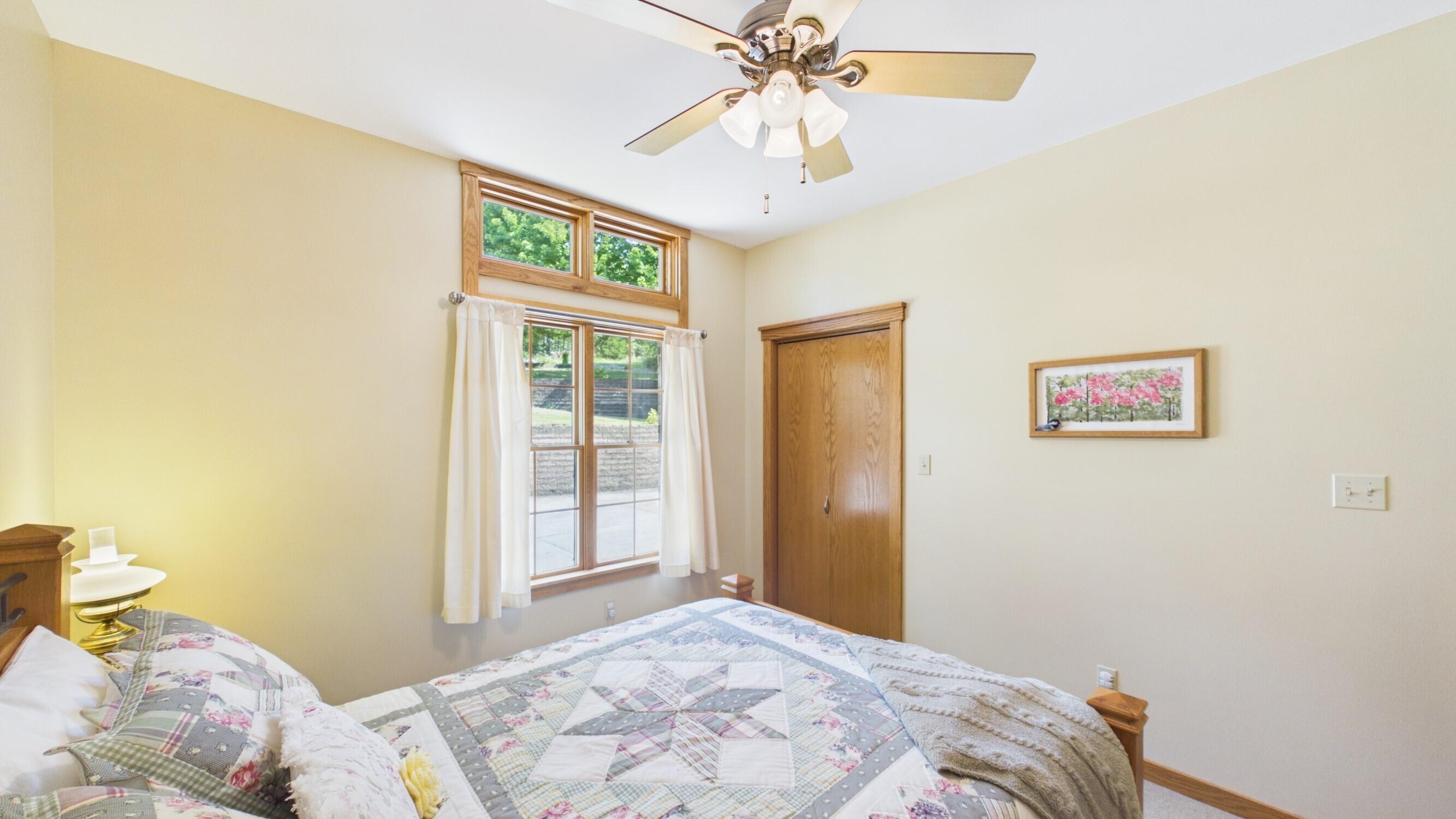 284 Crystal Creek Circle Property Photo 46