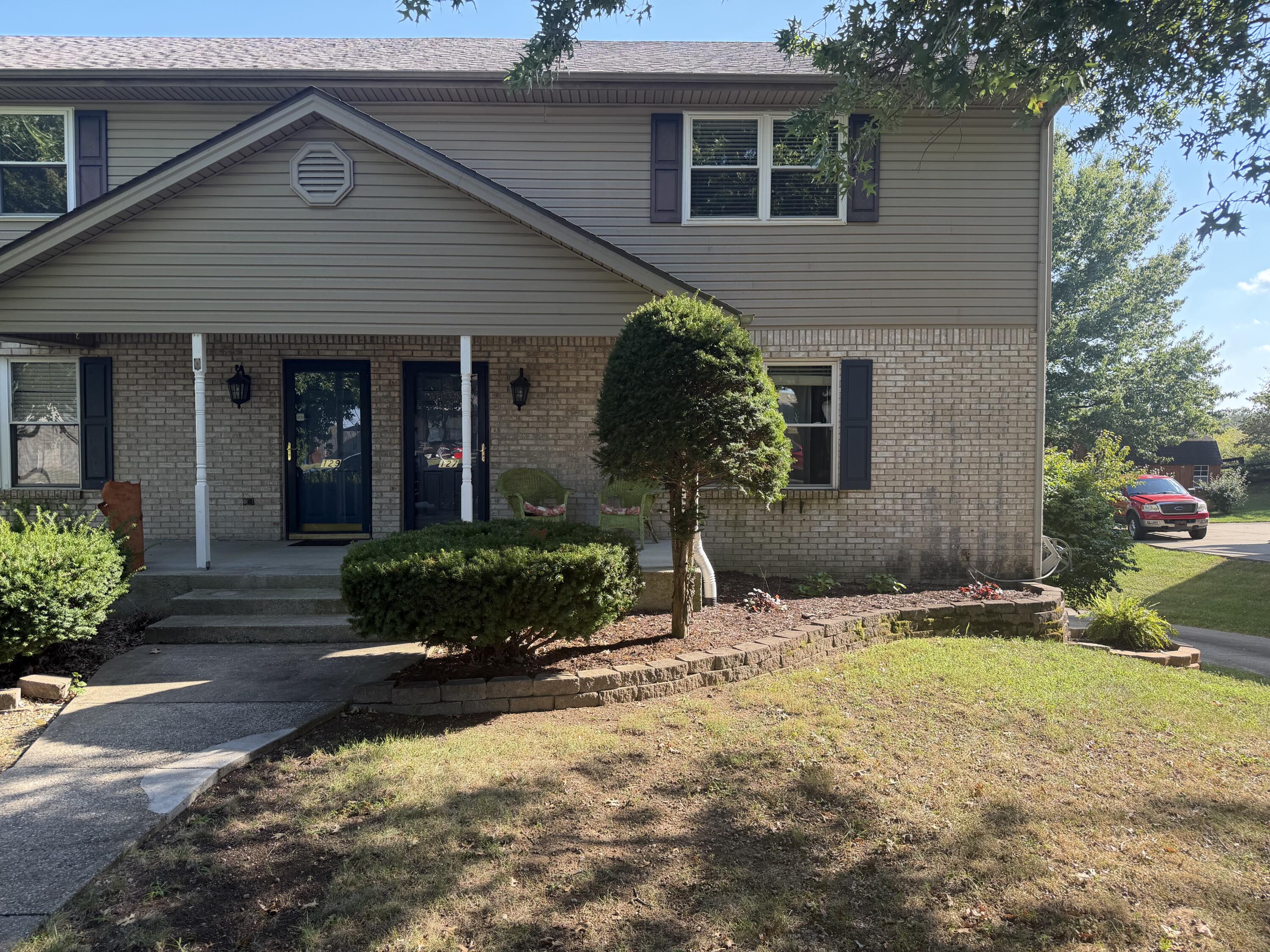 127 Bay Hill Drive Property Photo 1