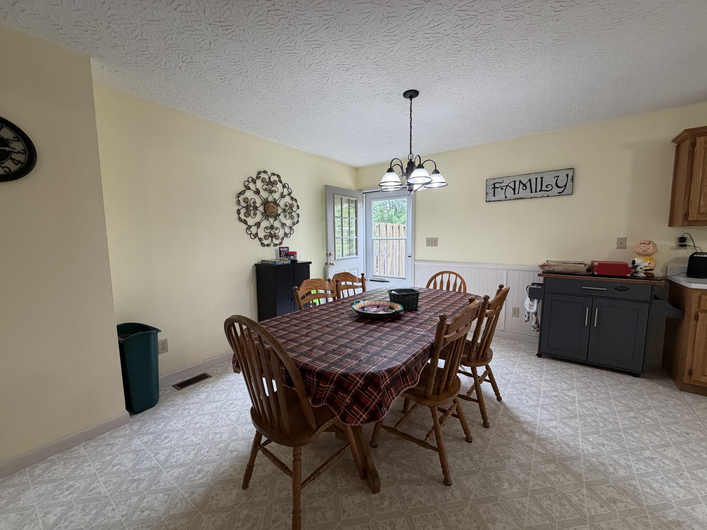 127 Bay Hill Drive Property Photo 14