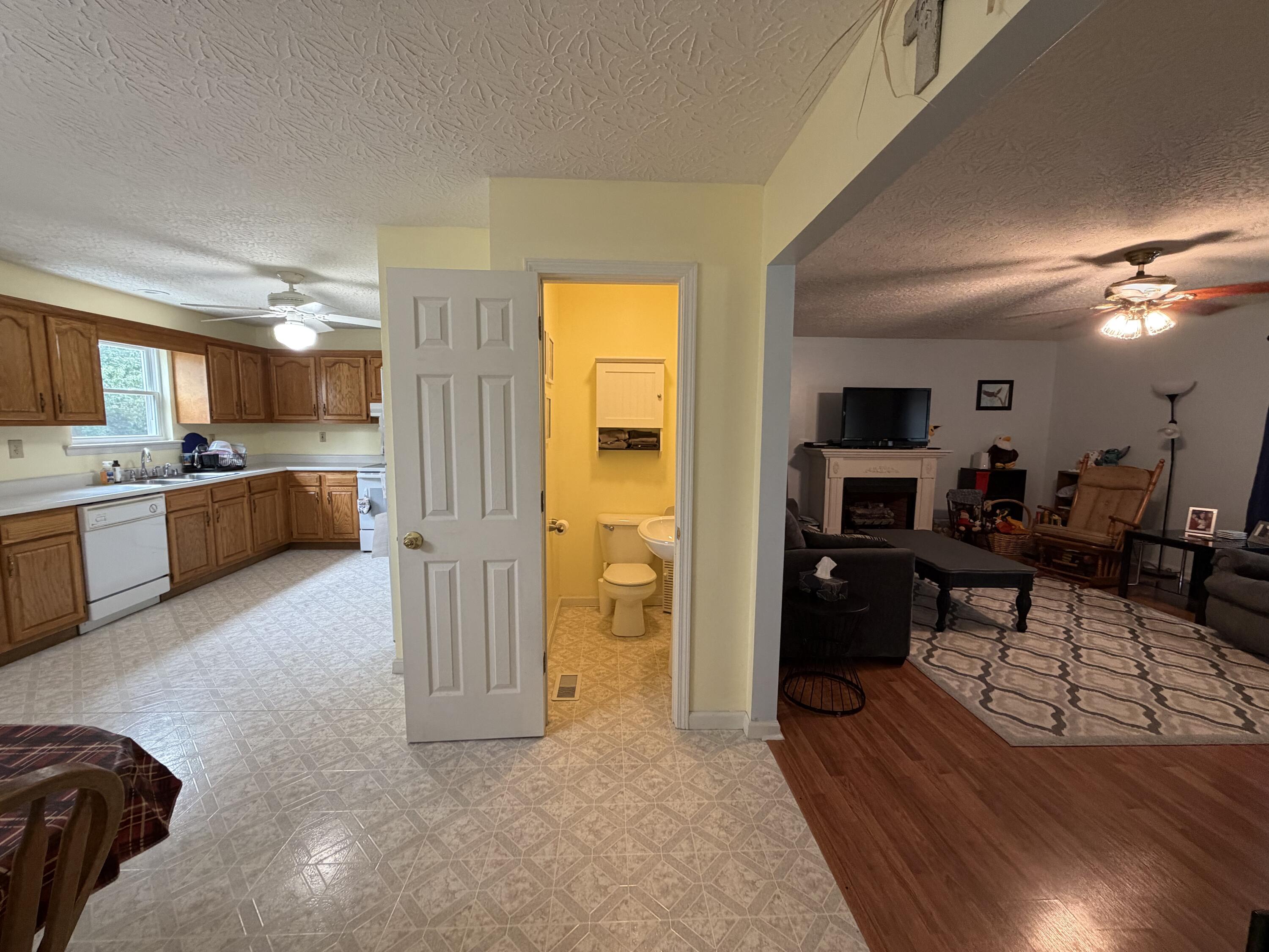 127 Bay Hill Drive Property Photo 23