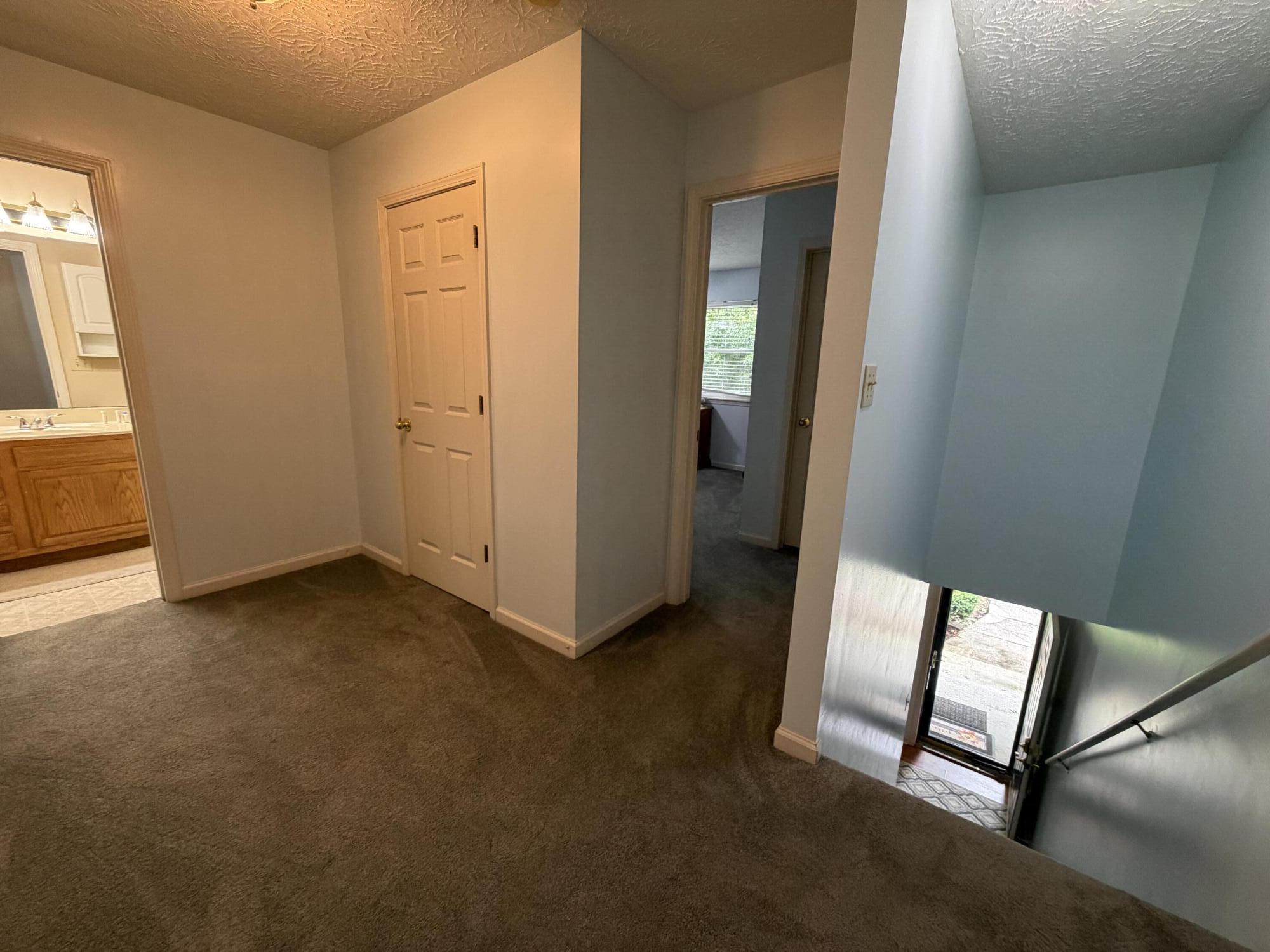 127 Bay Hill Drive Property Photo 25