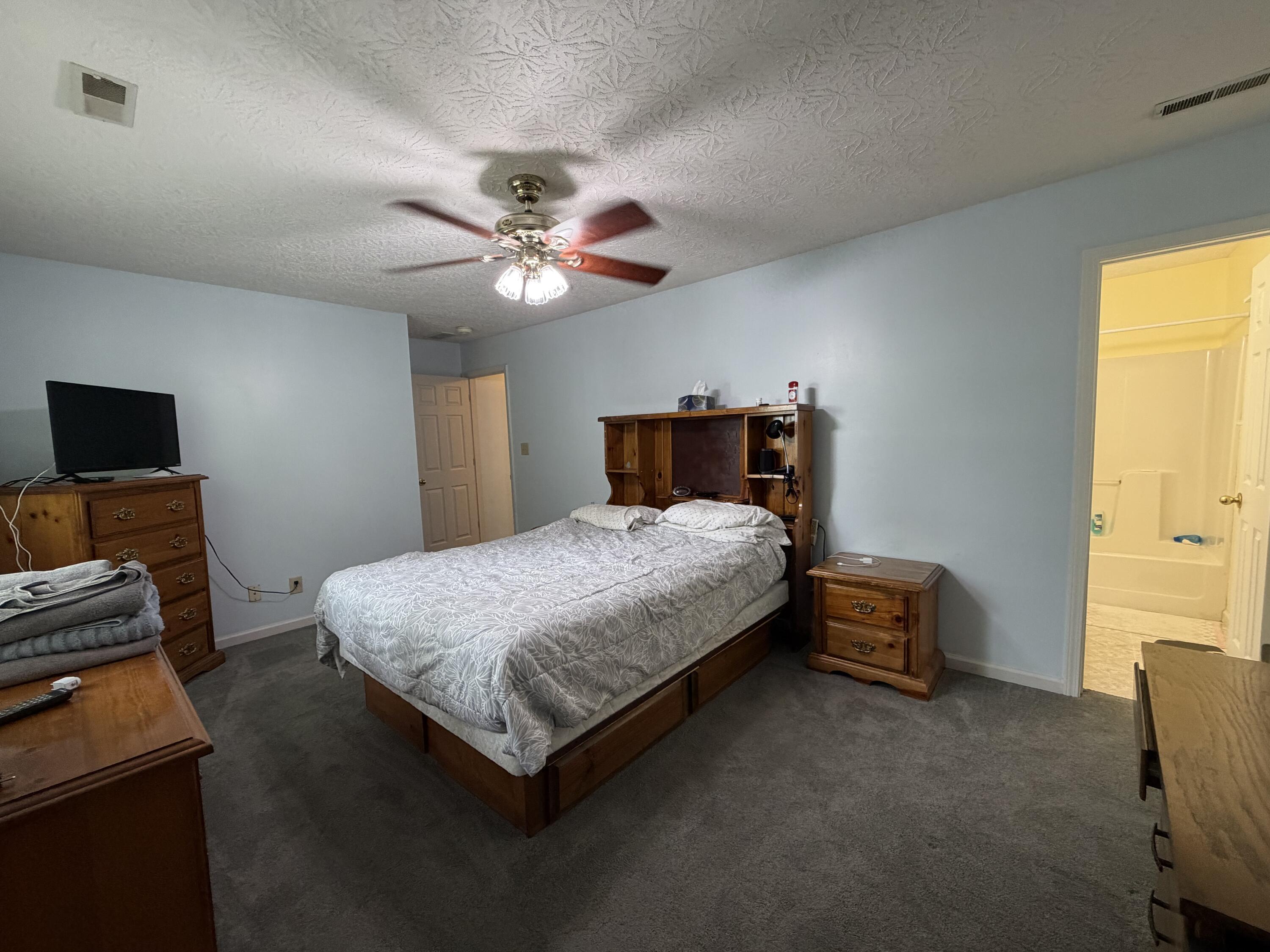 127 Bay Hill Drive Property Photo 28
