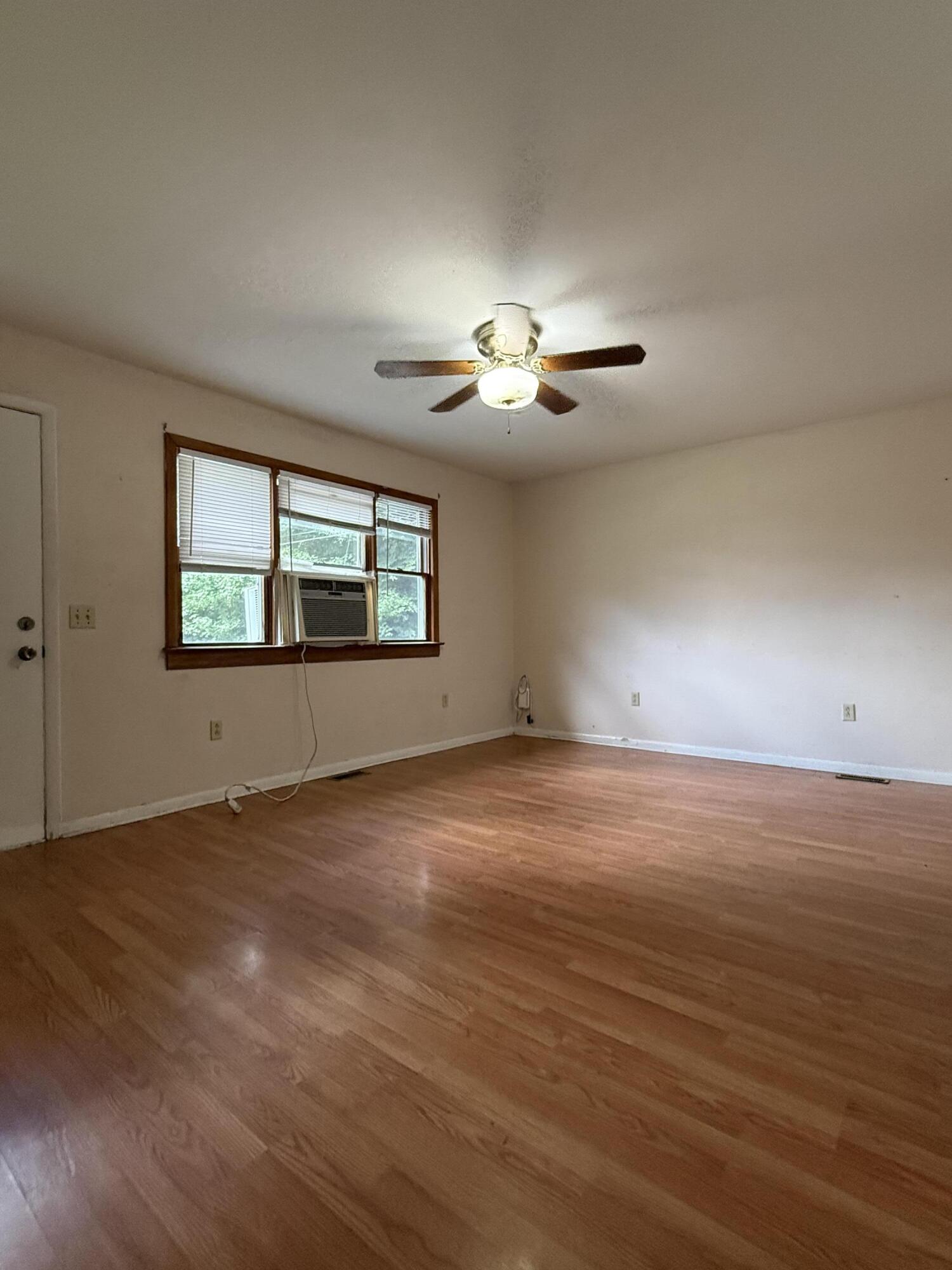 229 Mcclure Circle Property Photo 7