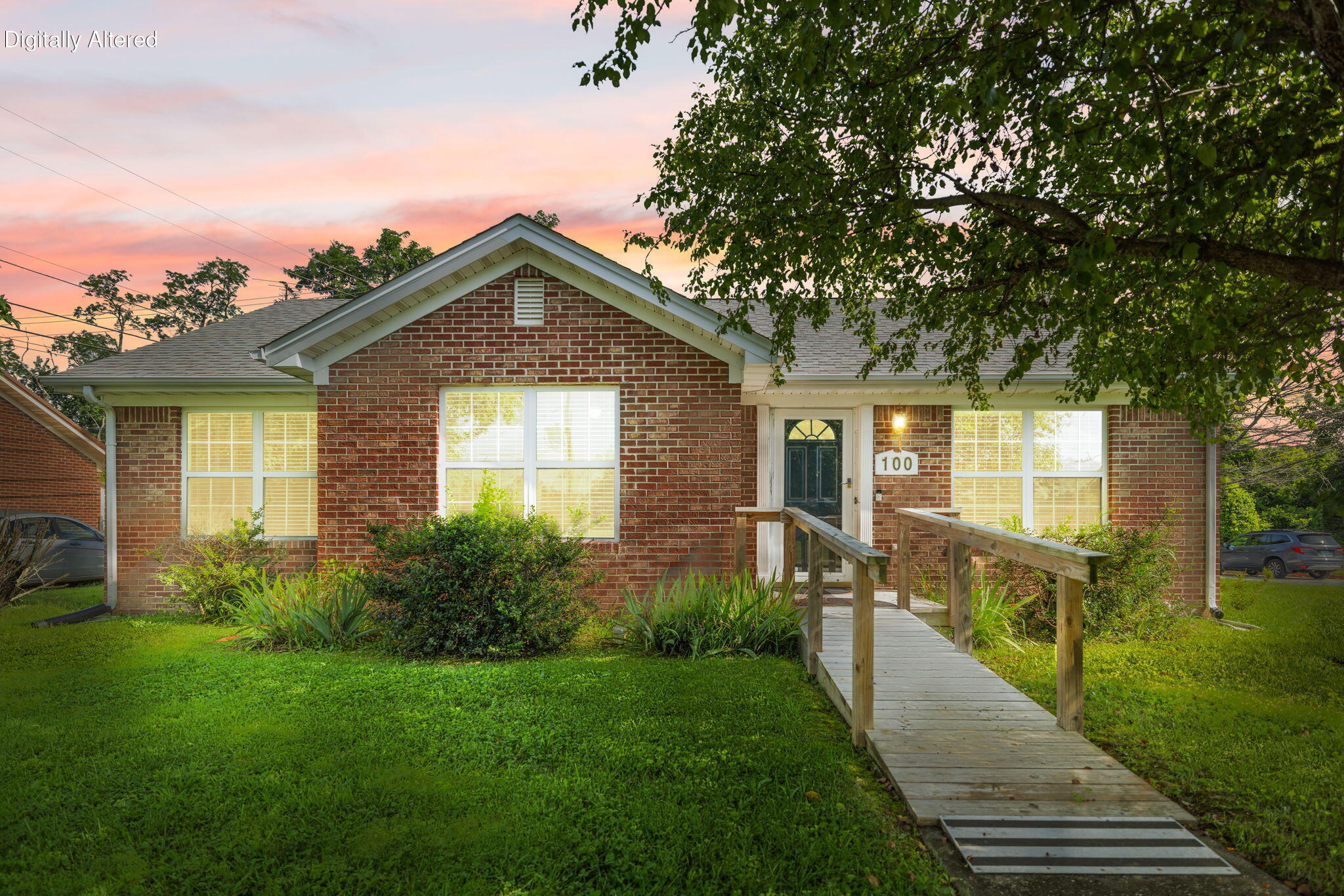 100 Henry Drive Property Photo 1