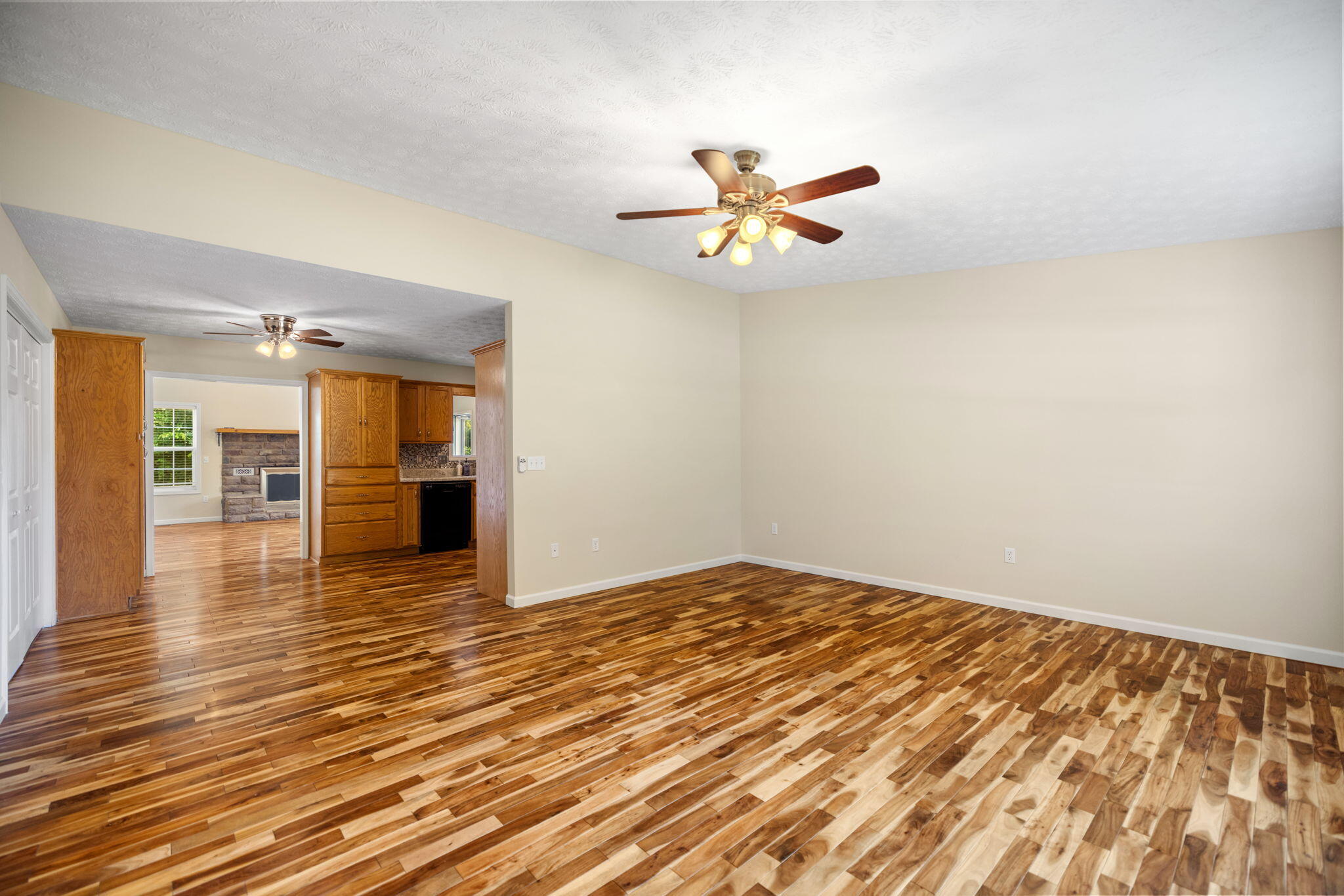 100 Henry Drive Property Photo 10