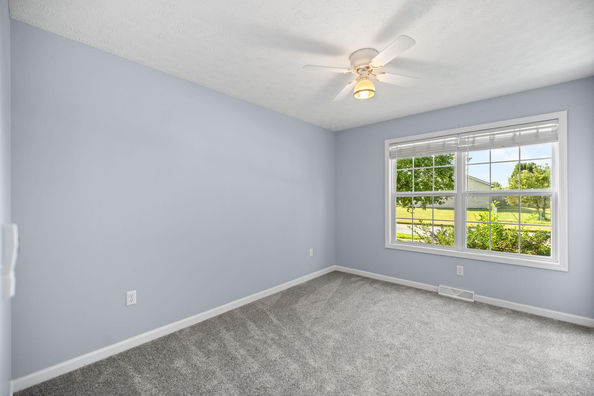 100 Henry Drive Property Photo 32