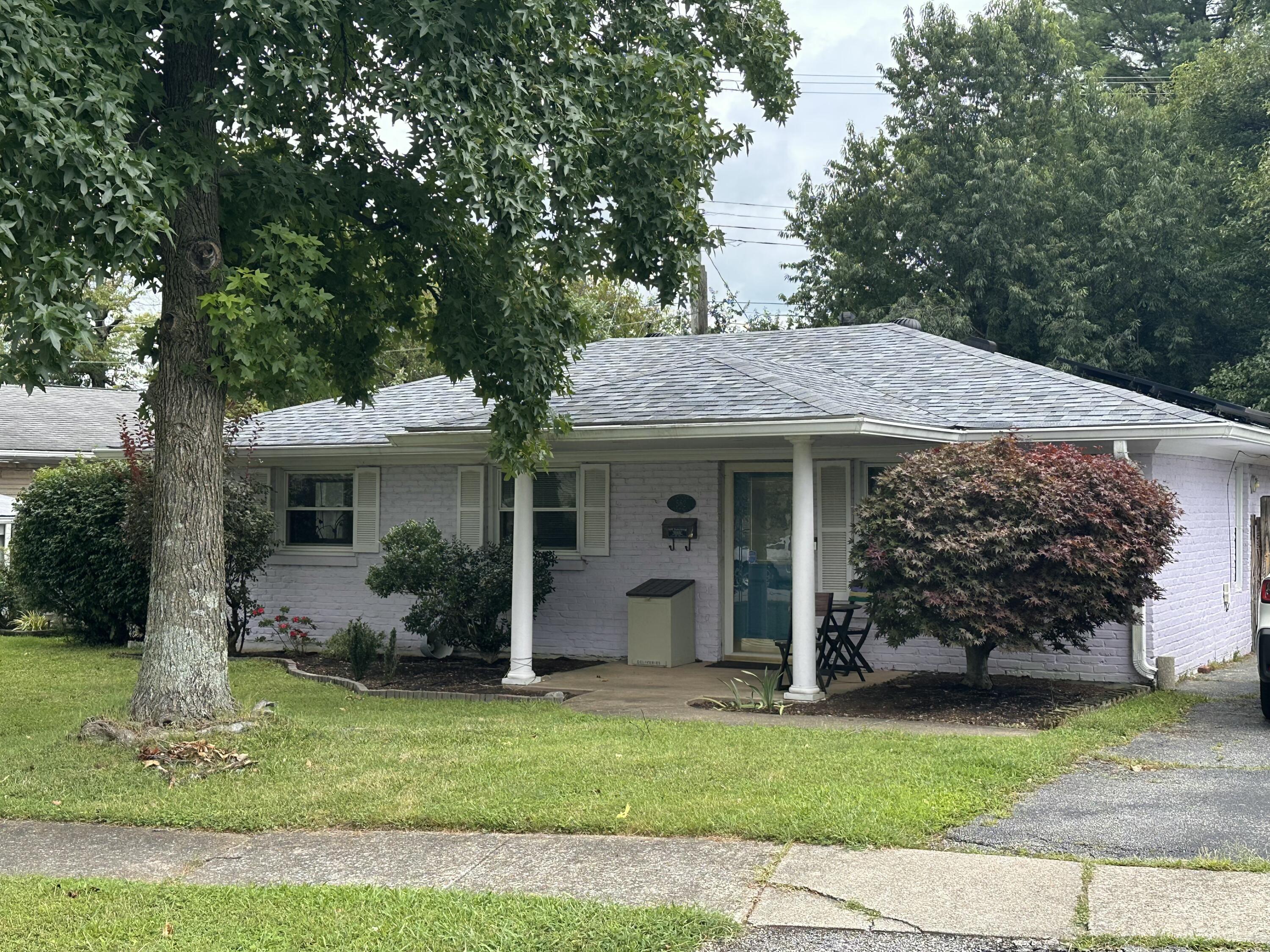 562 Sandalwood Drive Property Photo 2