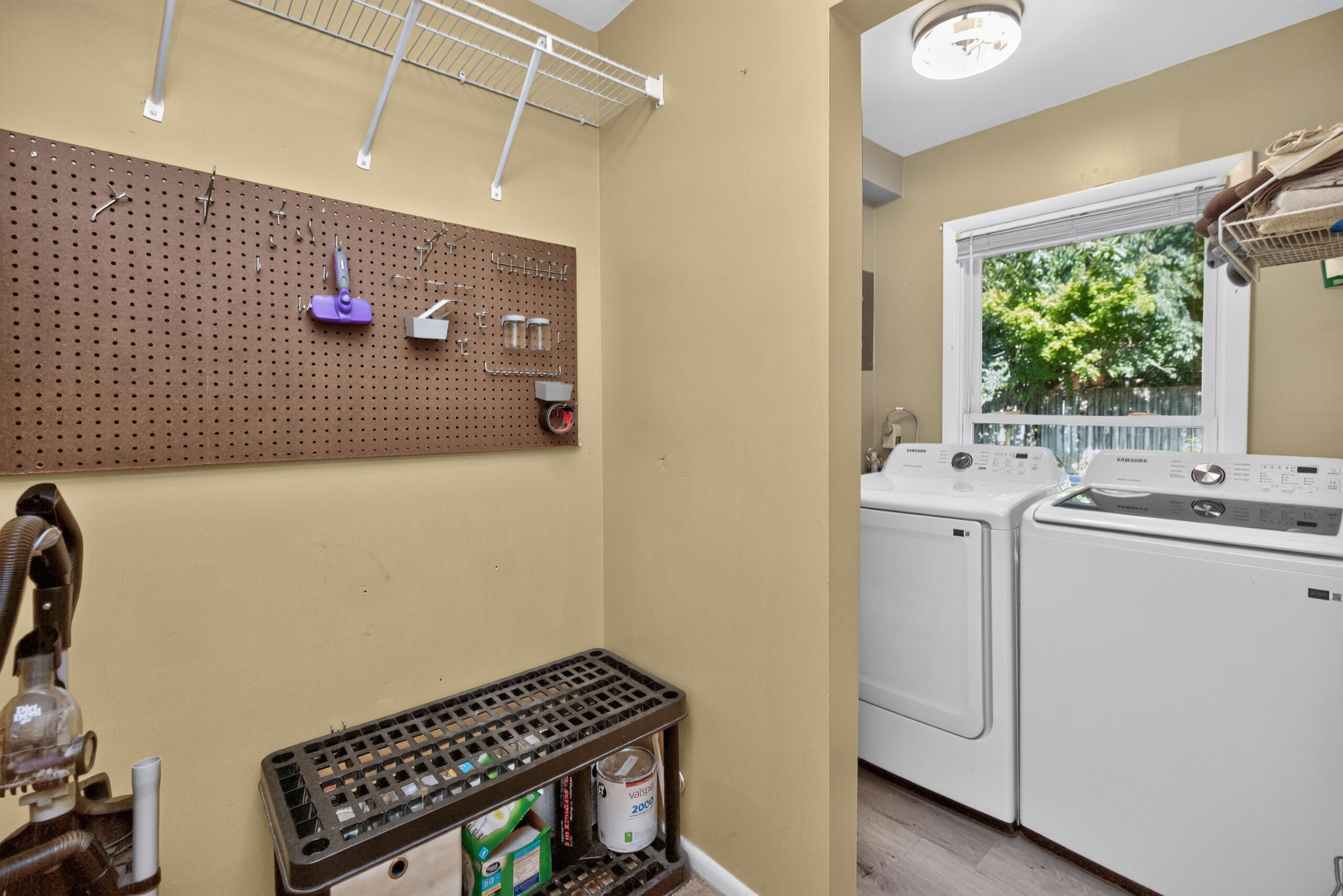 562 Sandalwood Drive Property Photo 15
