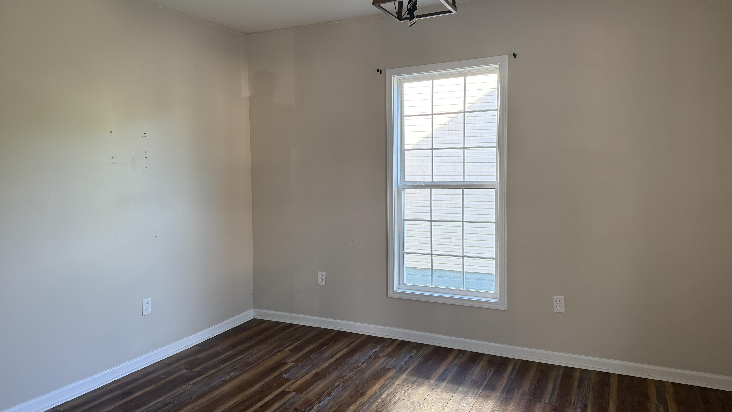 423 4th Street Property Photo 4