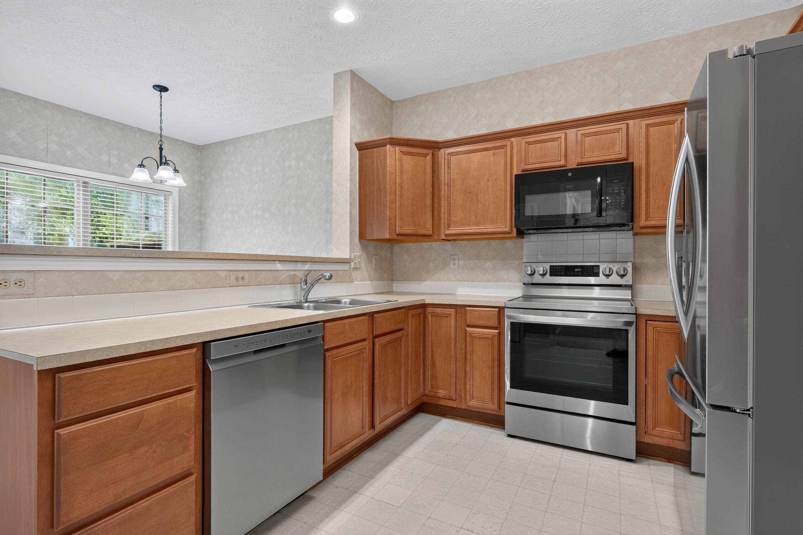 2193 Shaker Run Road Property Photo 15
