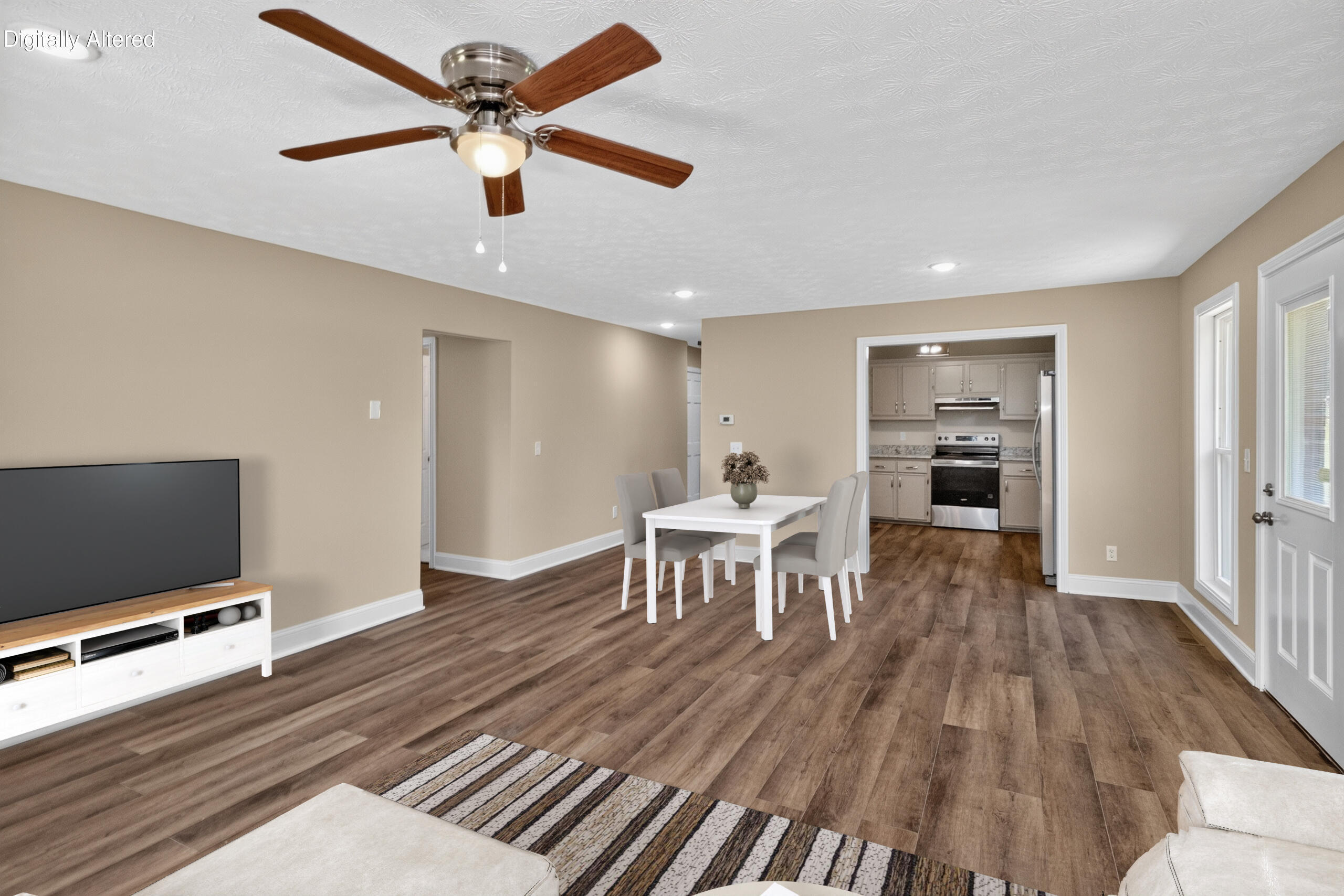 251 Longview Street Property Photo 5