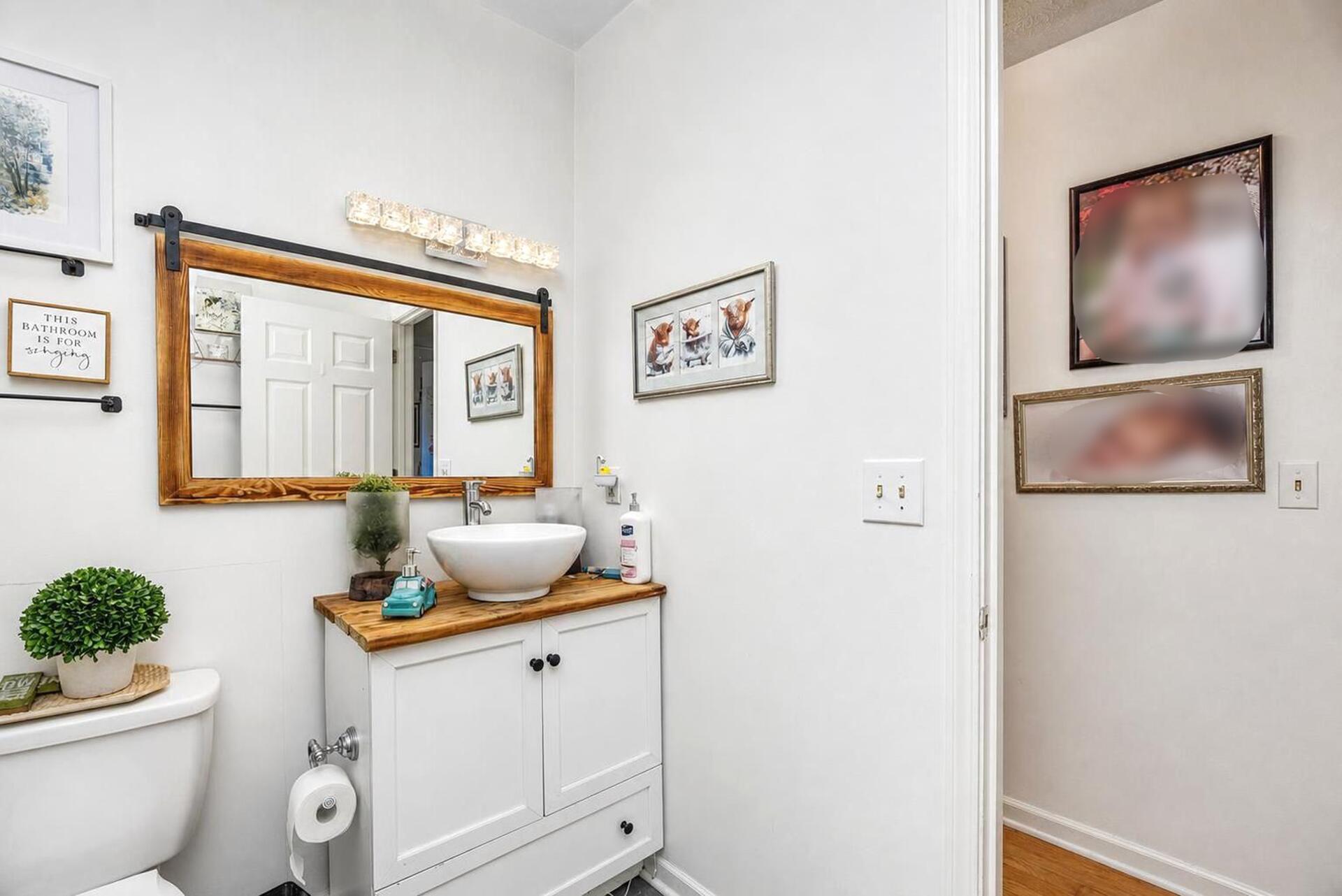 208 Castle Boulevard Property Photo 14