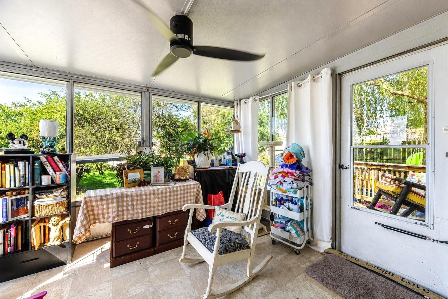 208 Castle Boulevard Property Photo 24