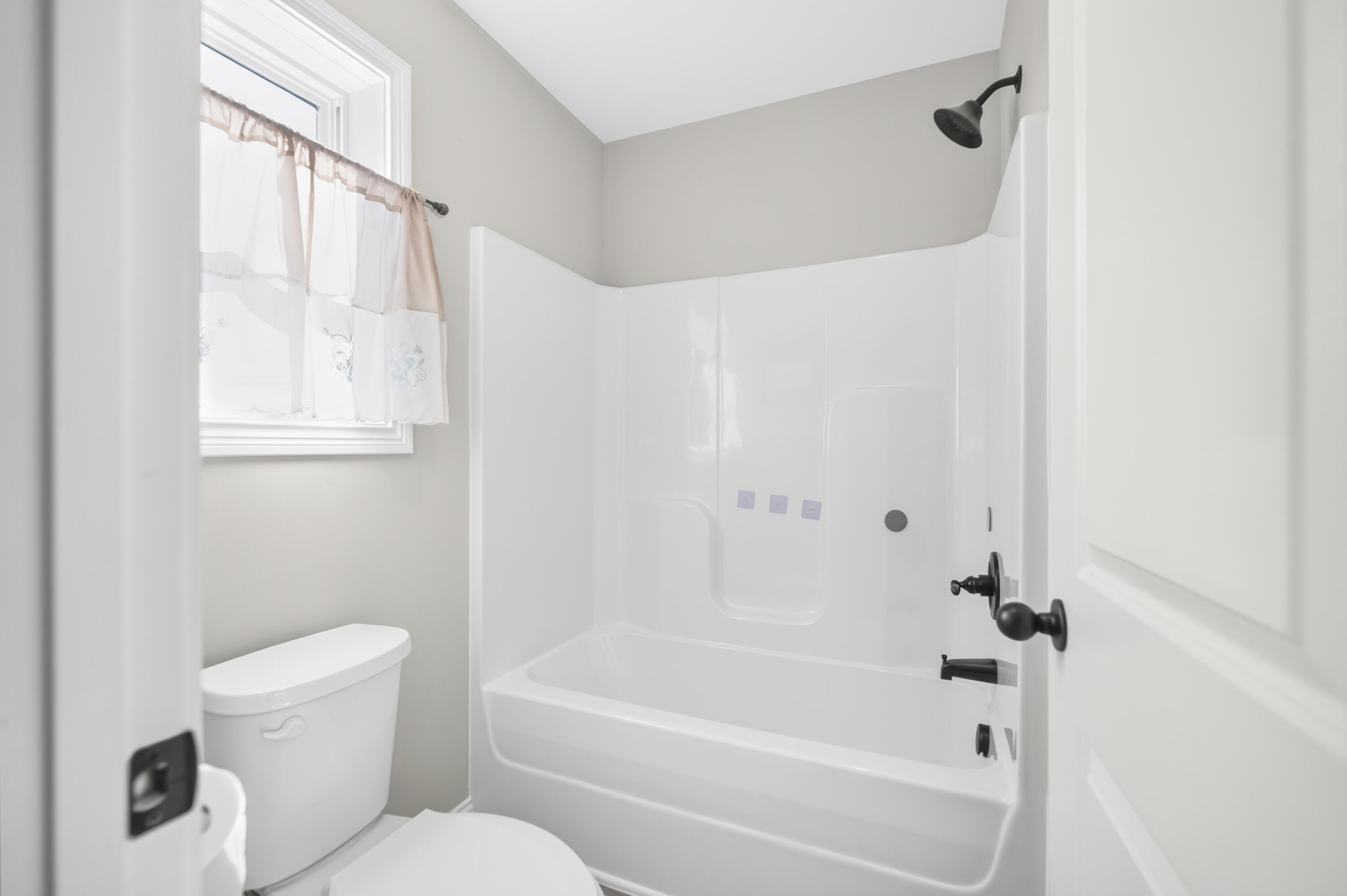 545 Ryan Drive Property Photo 41