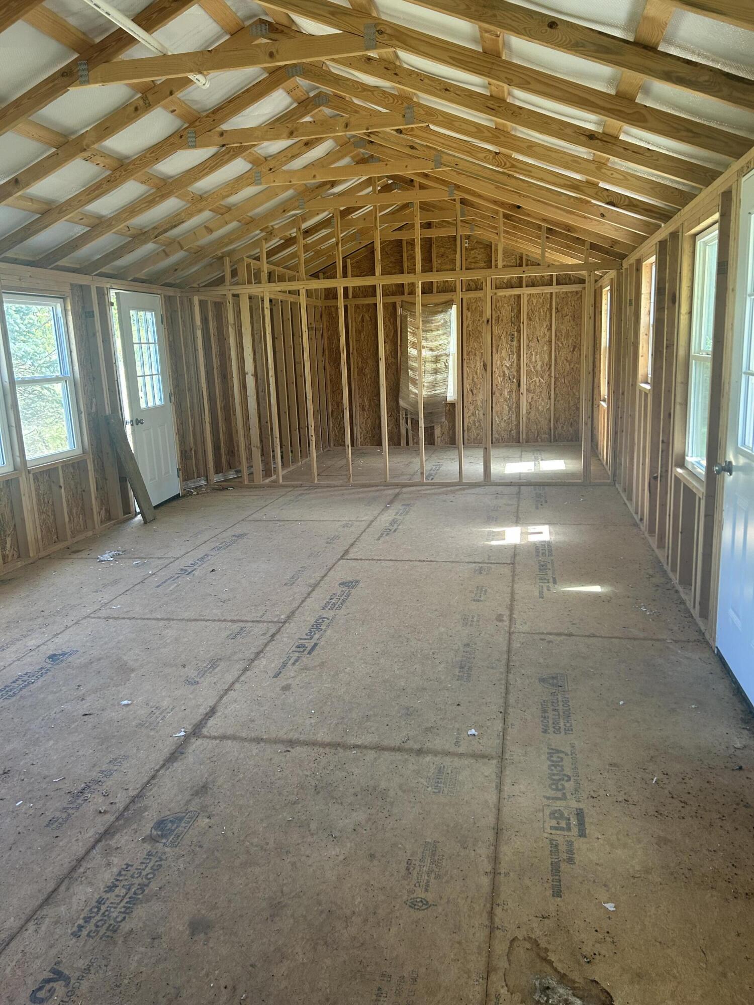 153 Snow Road Property Photo 6