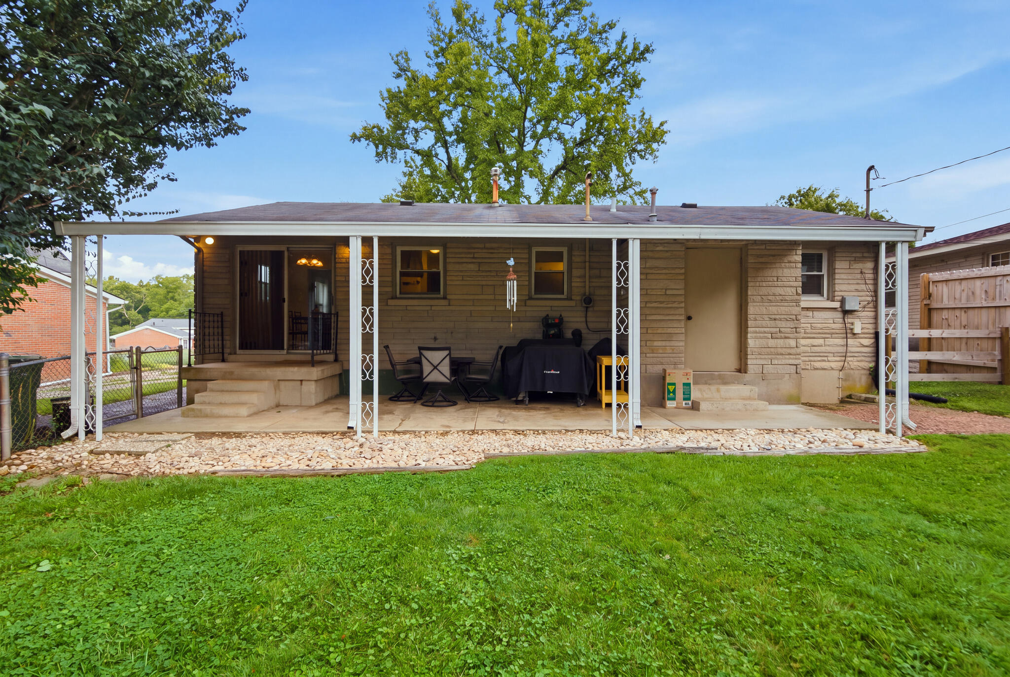 3769 Temple Drive Property Photo 3