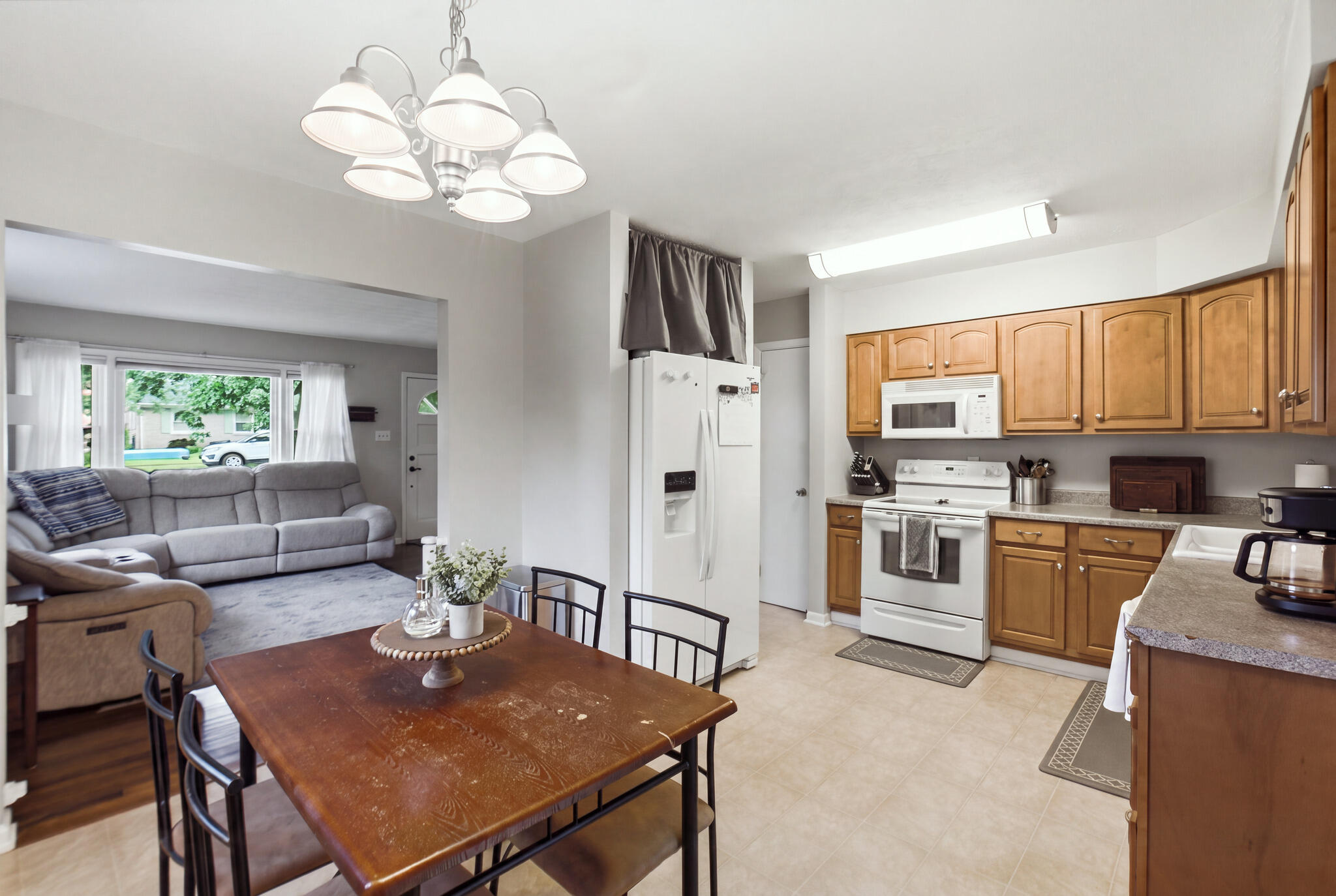 3769 Temple Drive Property Photo 10