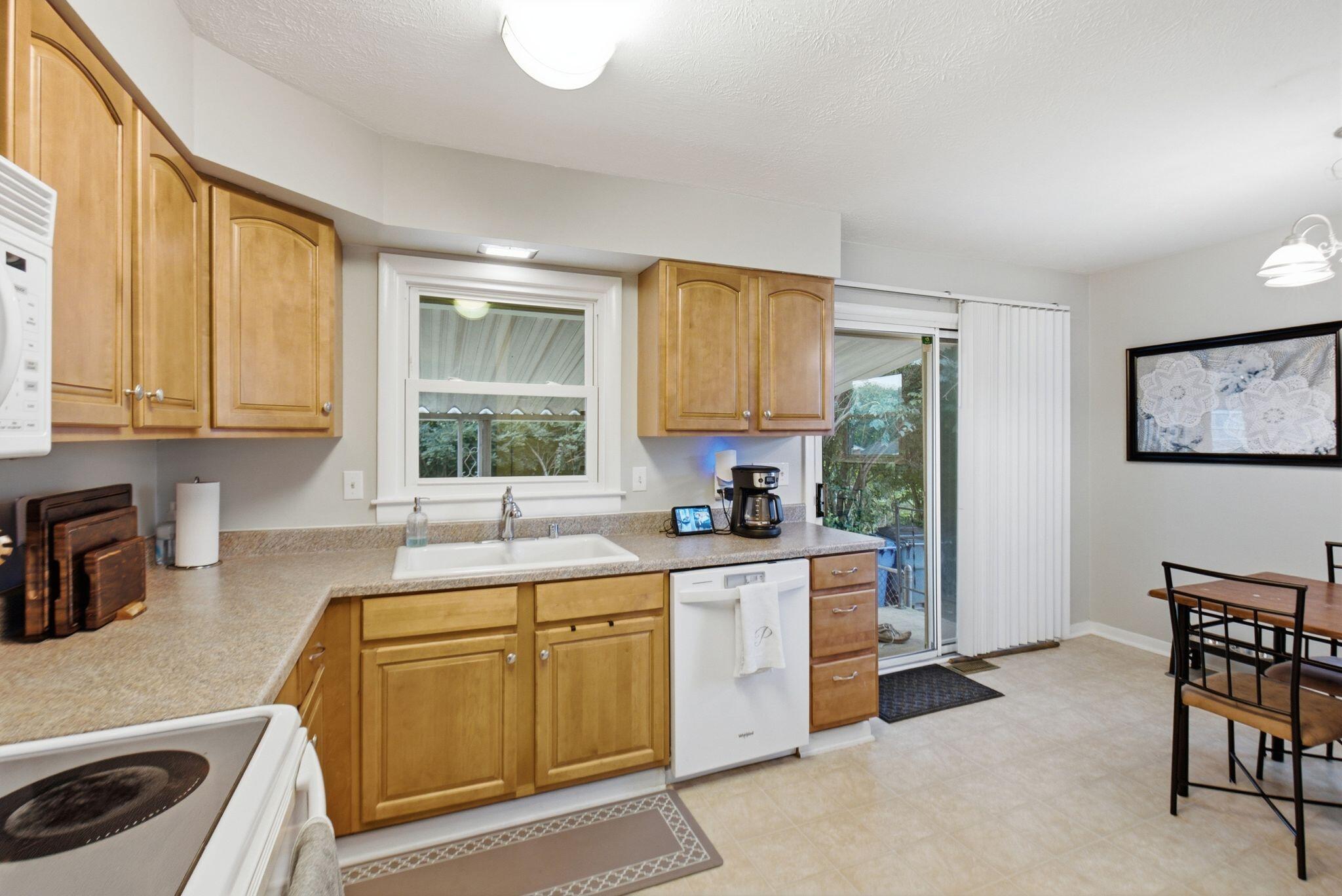 3769 Temple Drive Property Photo 12