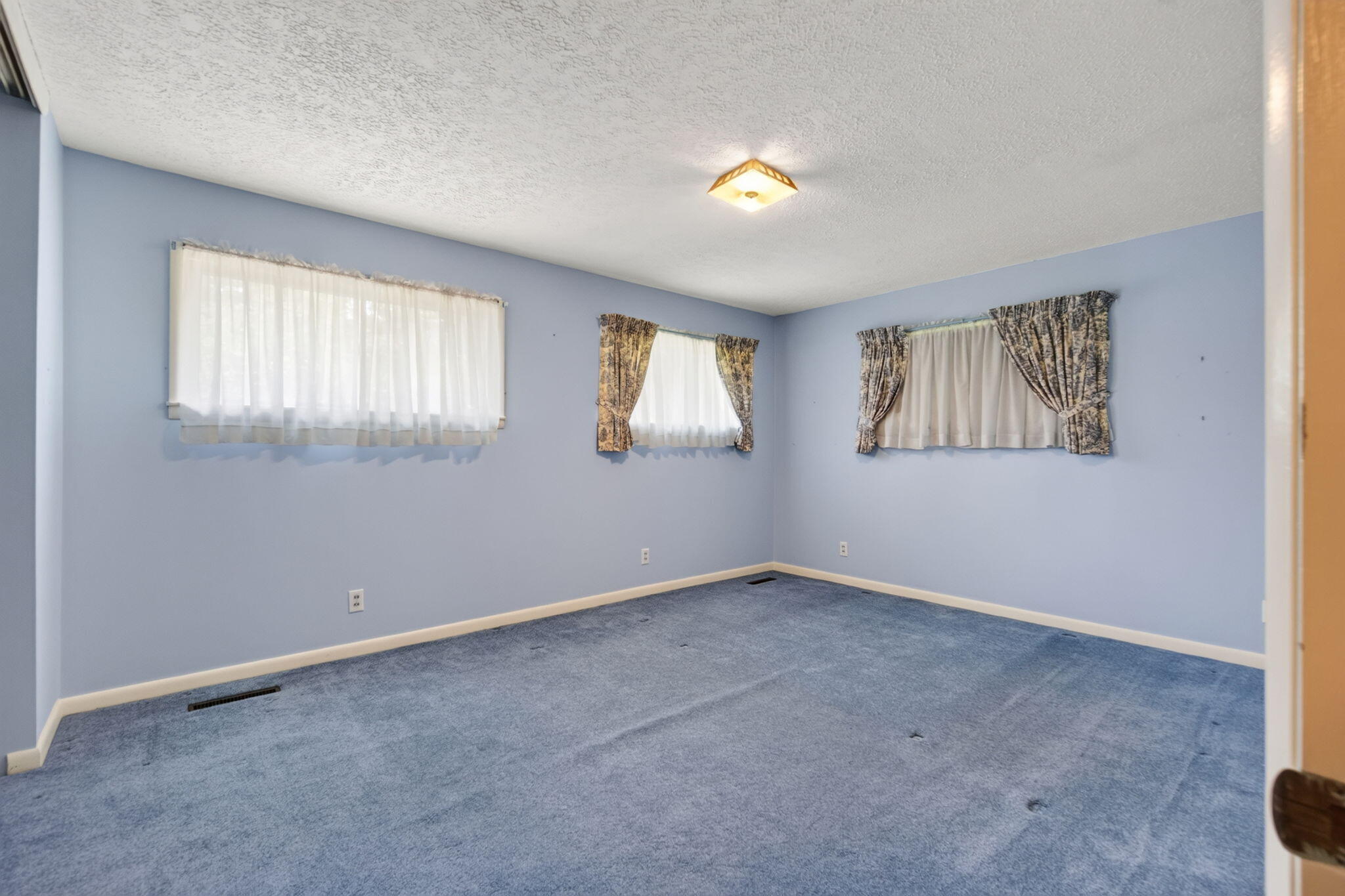 120 Pineview Drive Property Photo 11