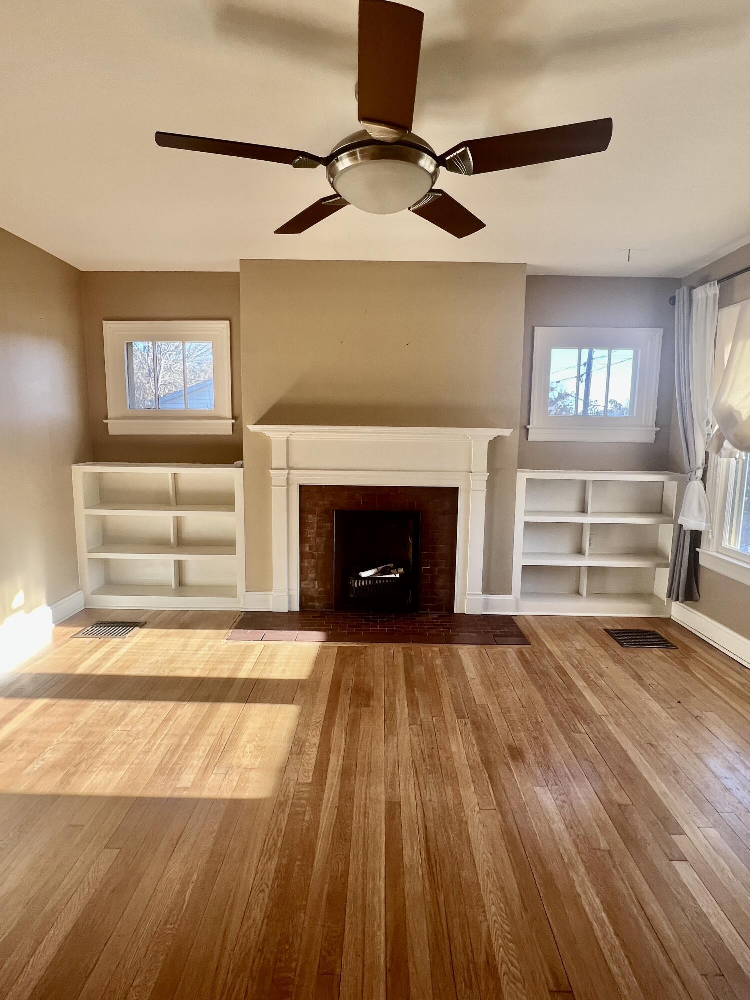 306 Lyons Avenue Property Photo 3