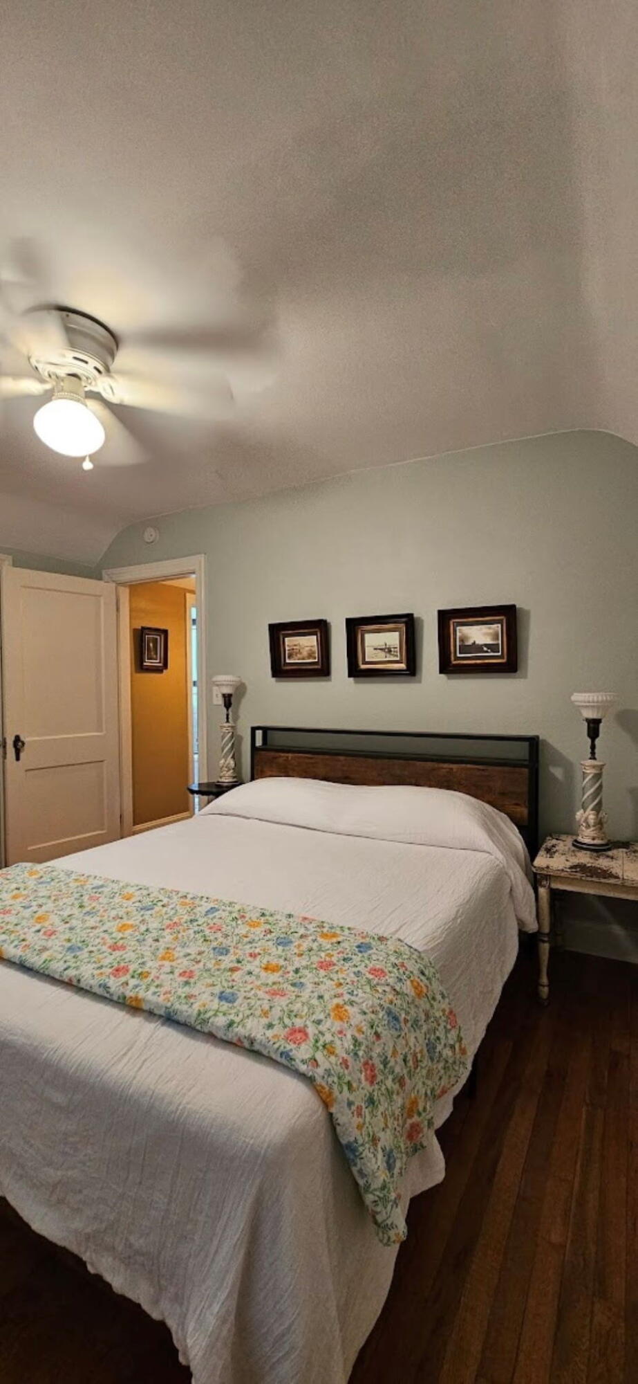 306 Lyons Avenue Property Photo 5