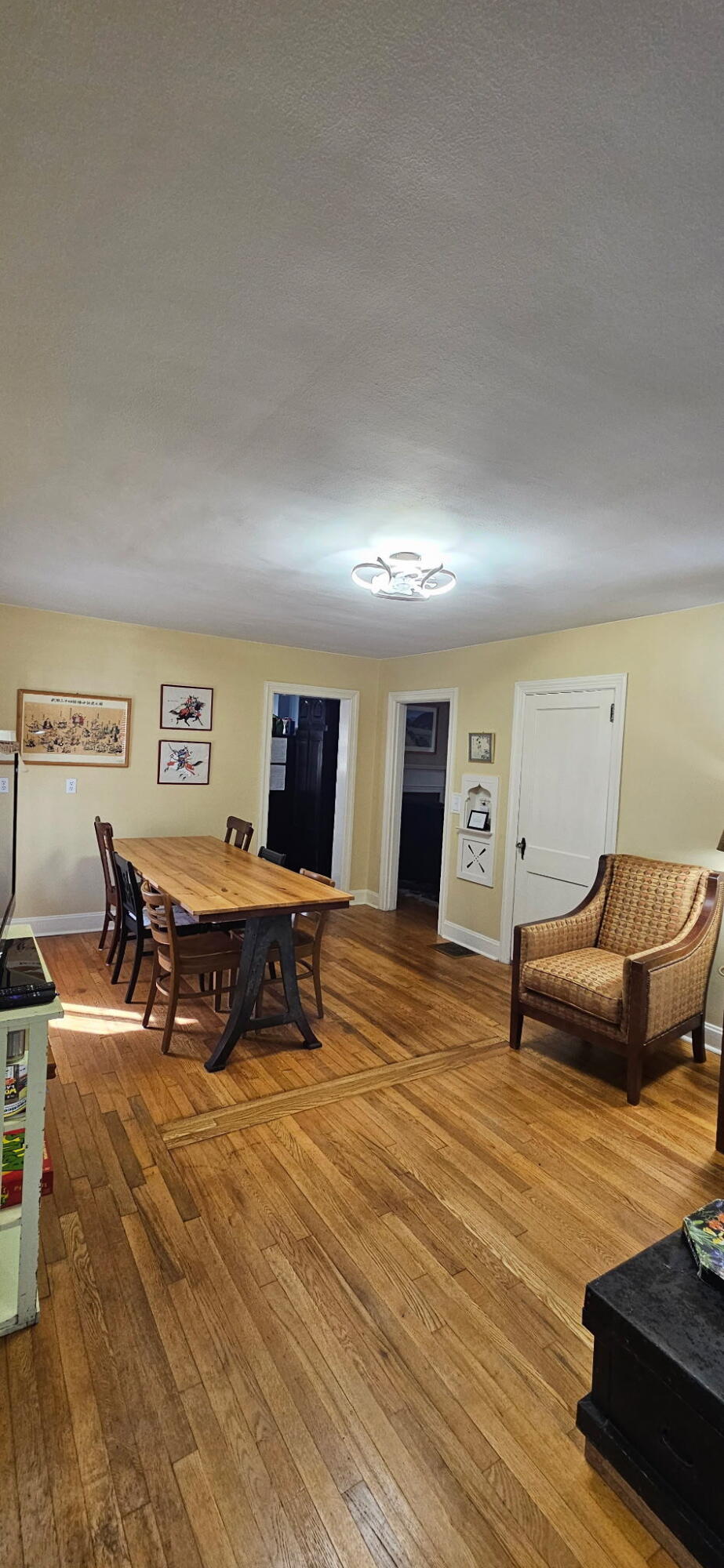 306 Lyons Avenue Property Photo 6