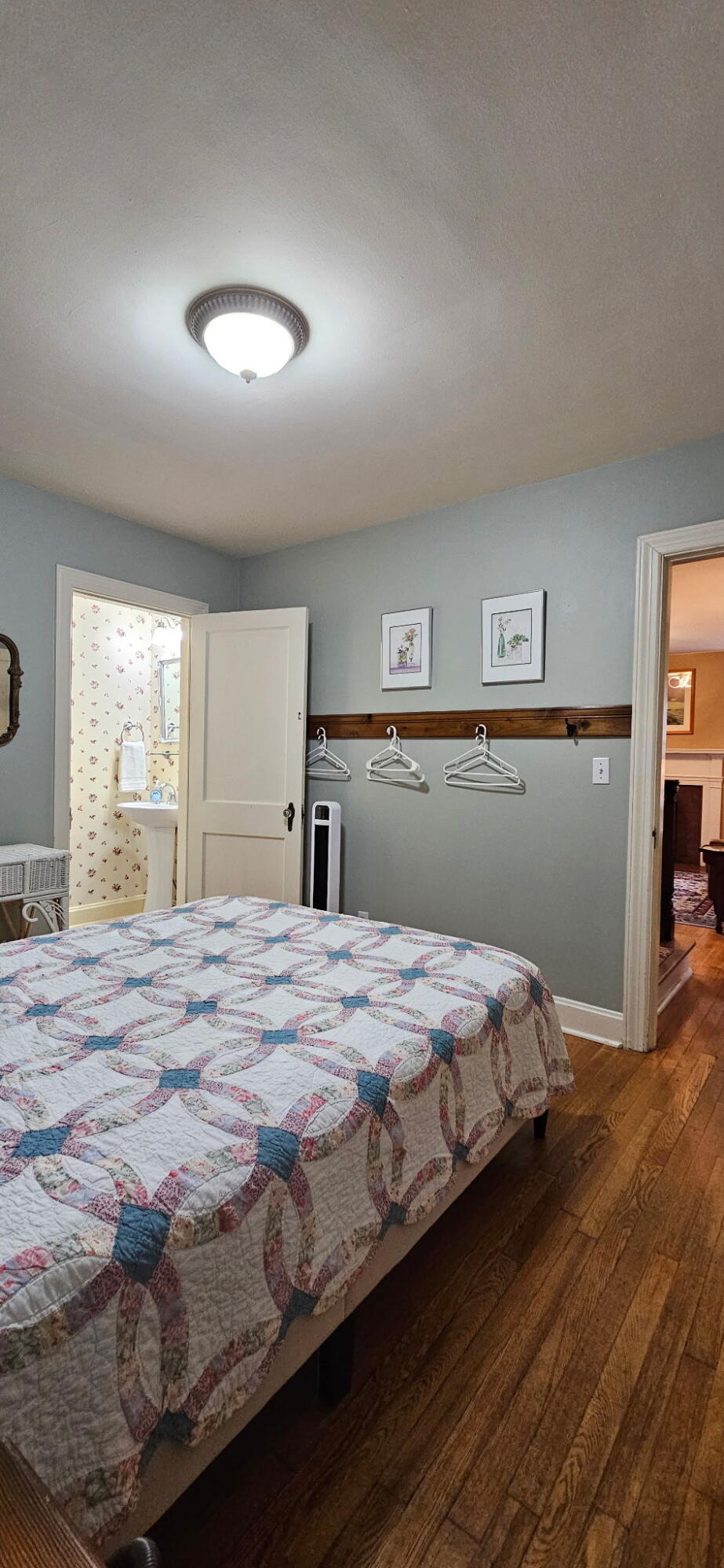 306 Lyons Avenue Property Photo 18
