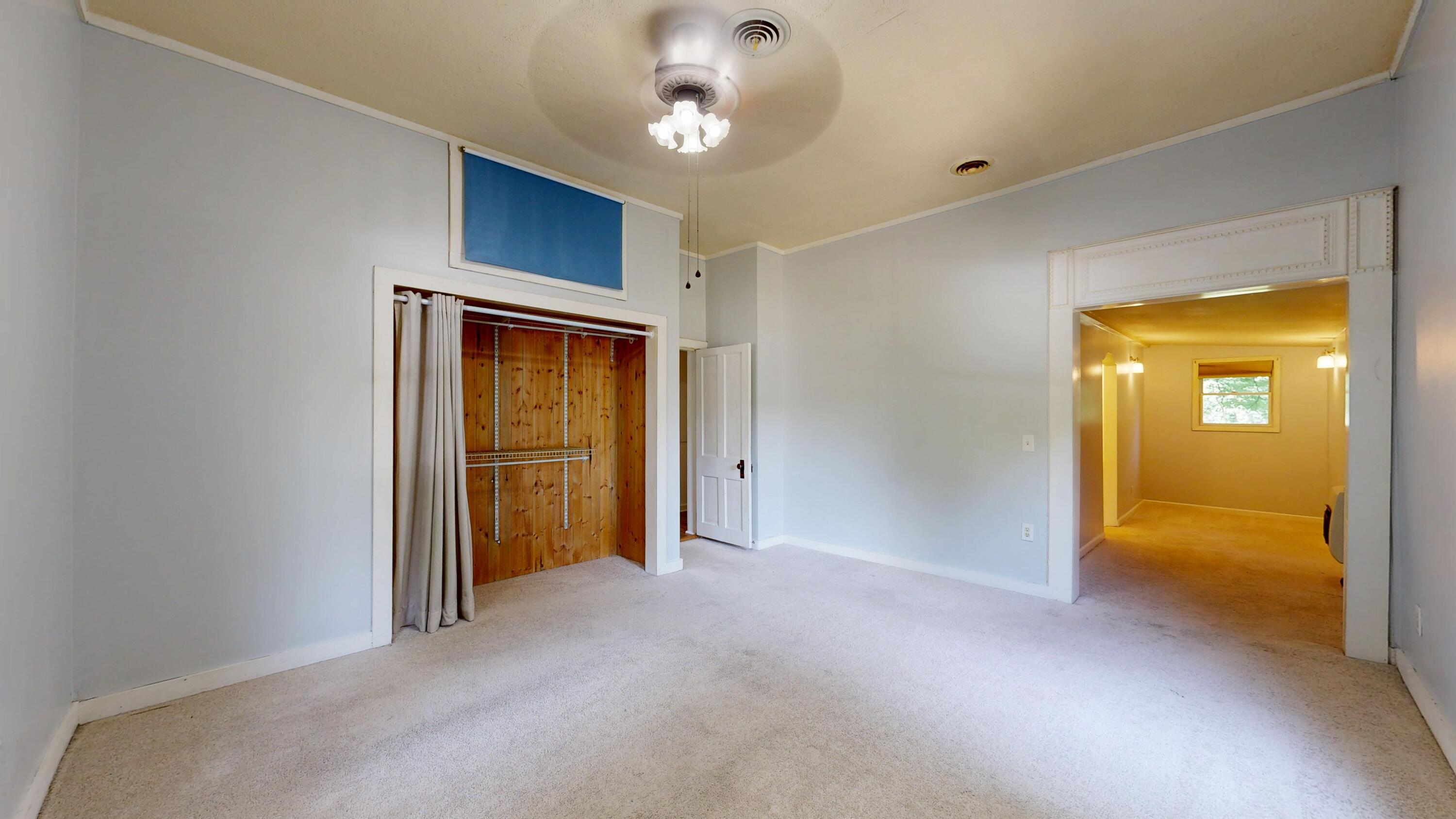 418 S 8th Street Property Photo 6
