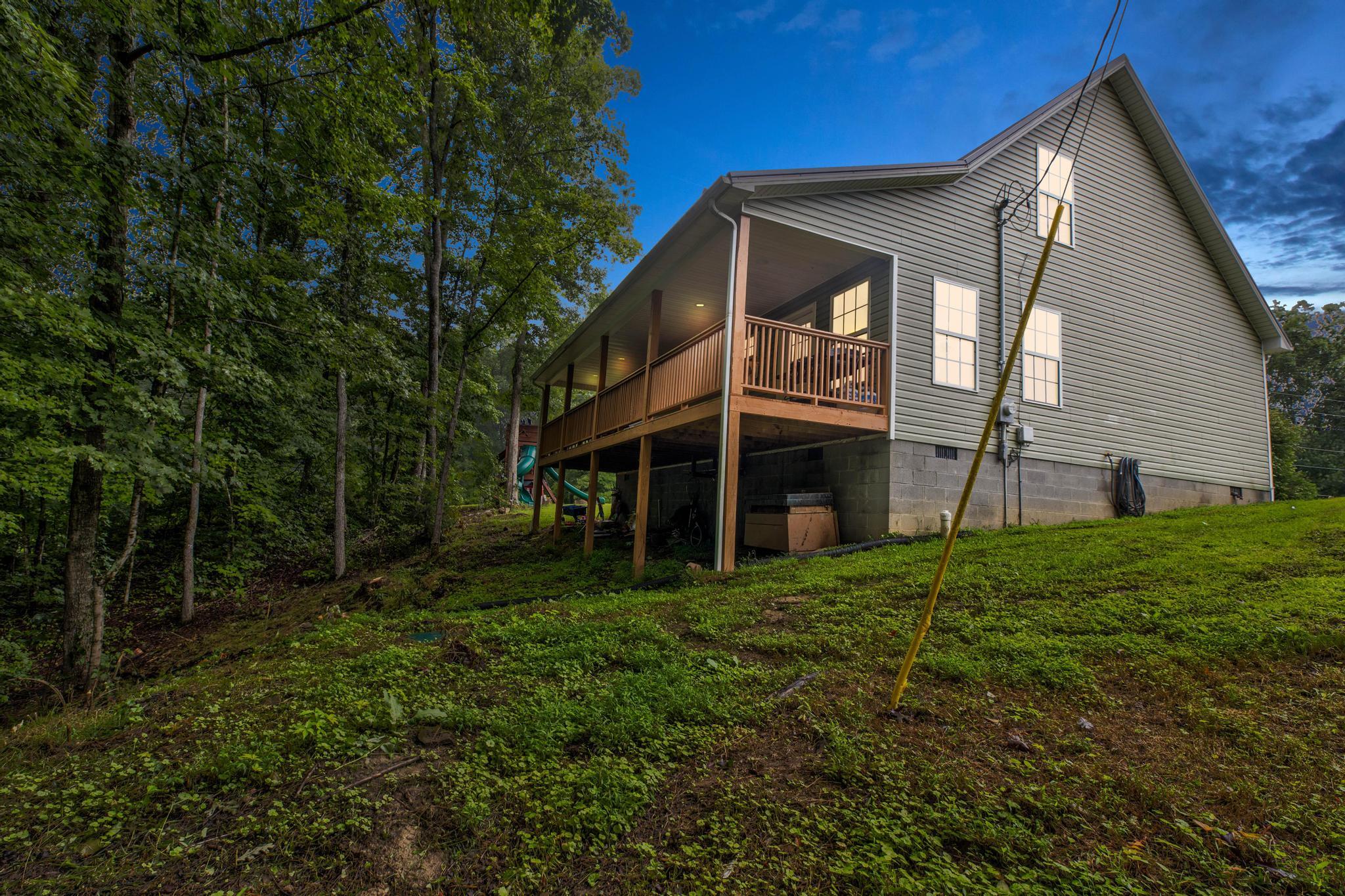 286 Oak Ridge Road Property Photo 2