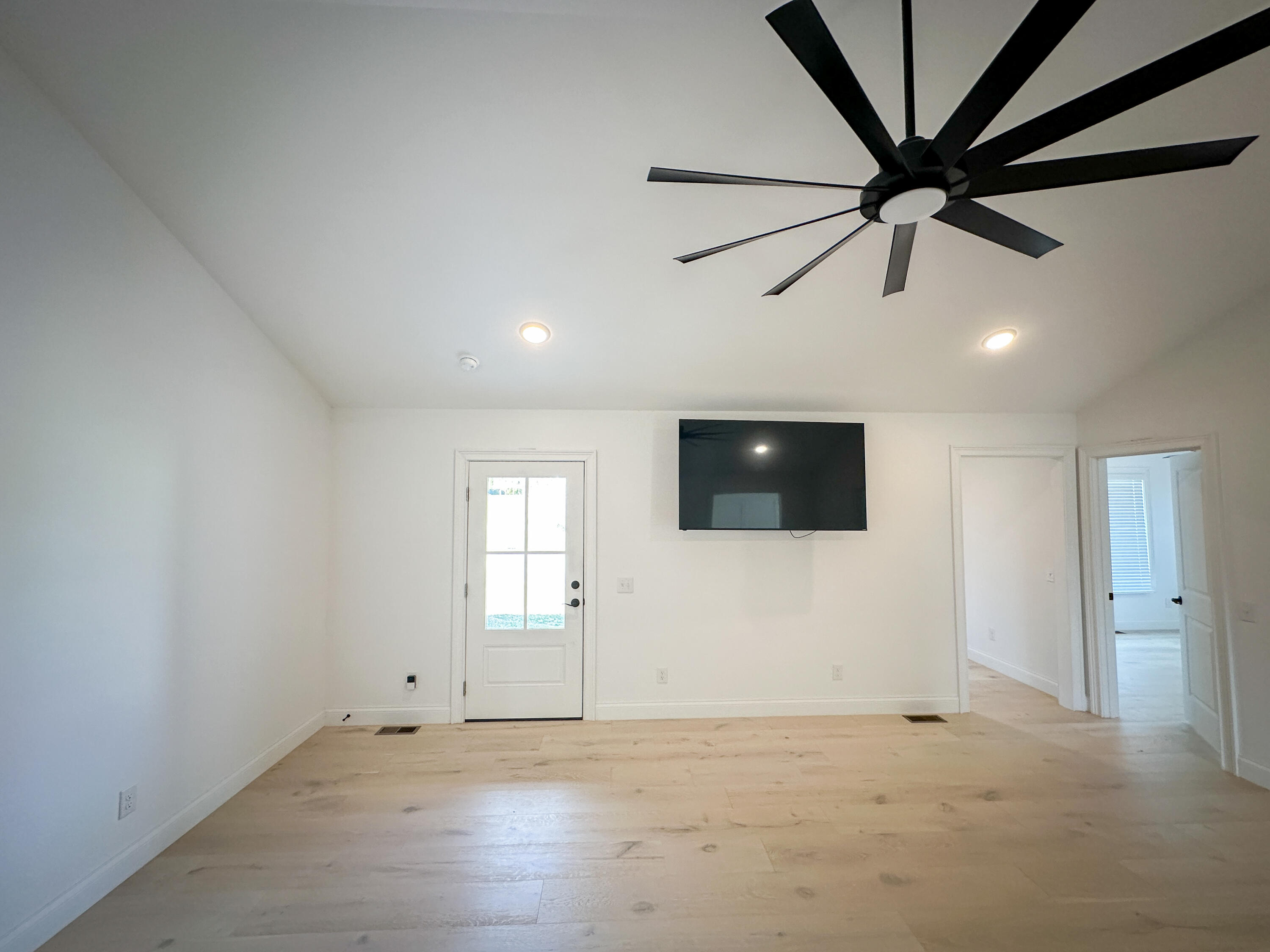 46 Caden Lane Property Photo 13