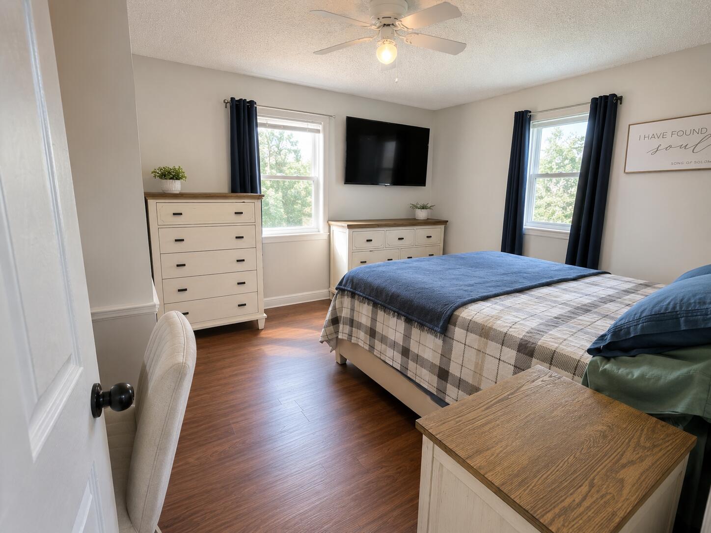 743 Moberly Road Property Photo 11