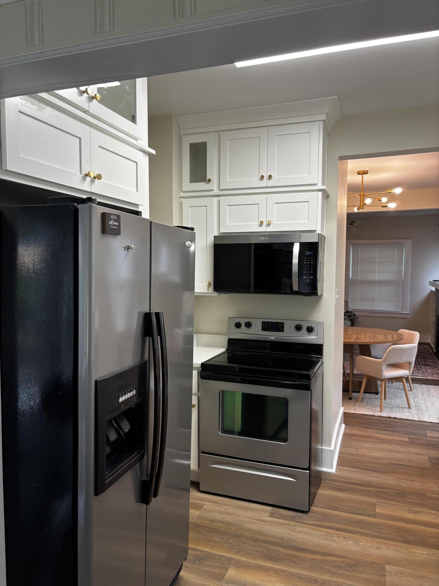 194 Rosemont Property Photo 10