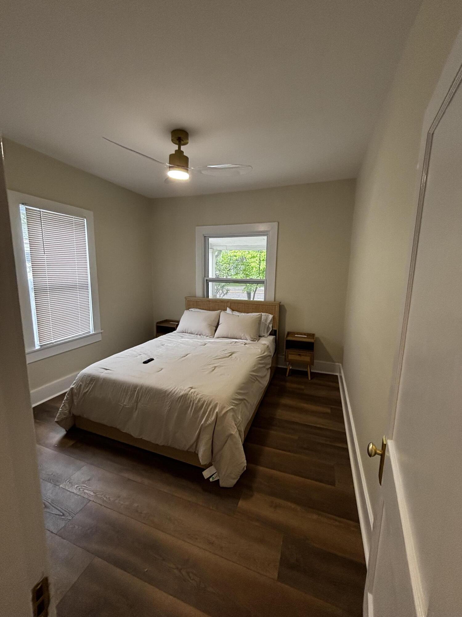 194 Rosemont Property Photo 14