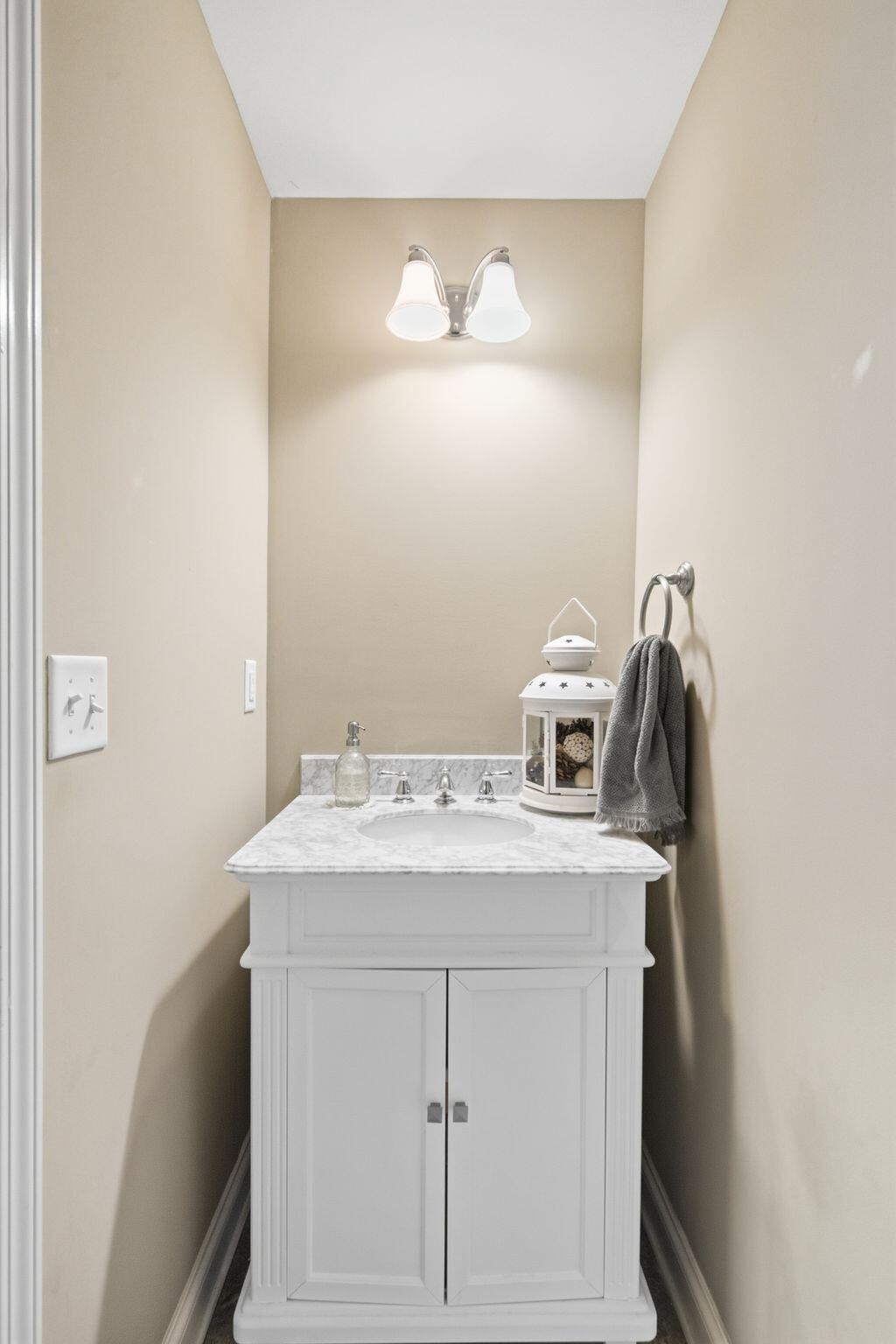 325 Gleneagles Way Property Photo 37