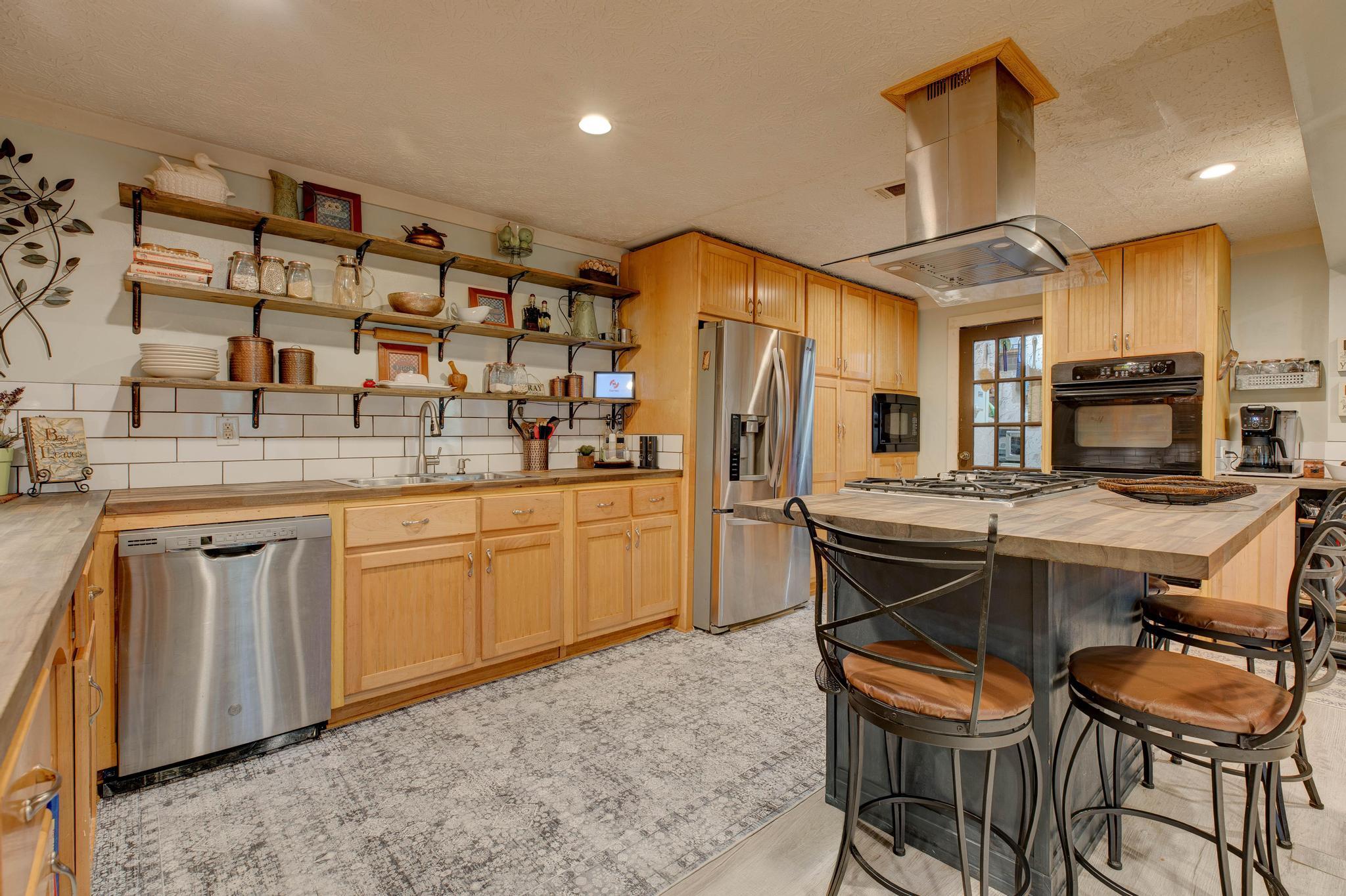 263 Old River Road Property Photo 15