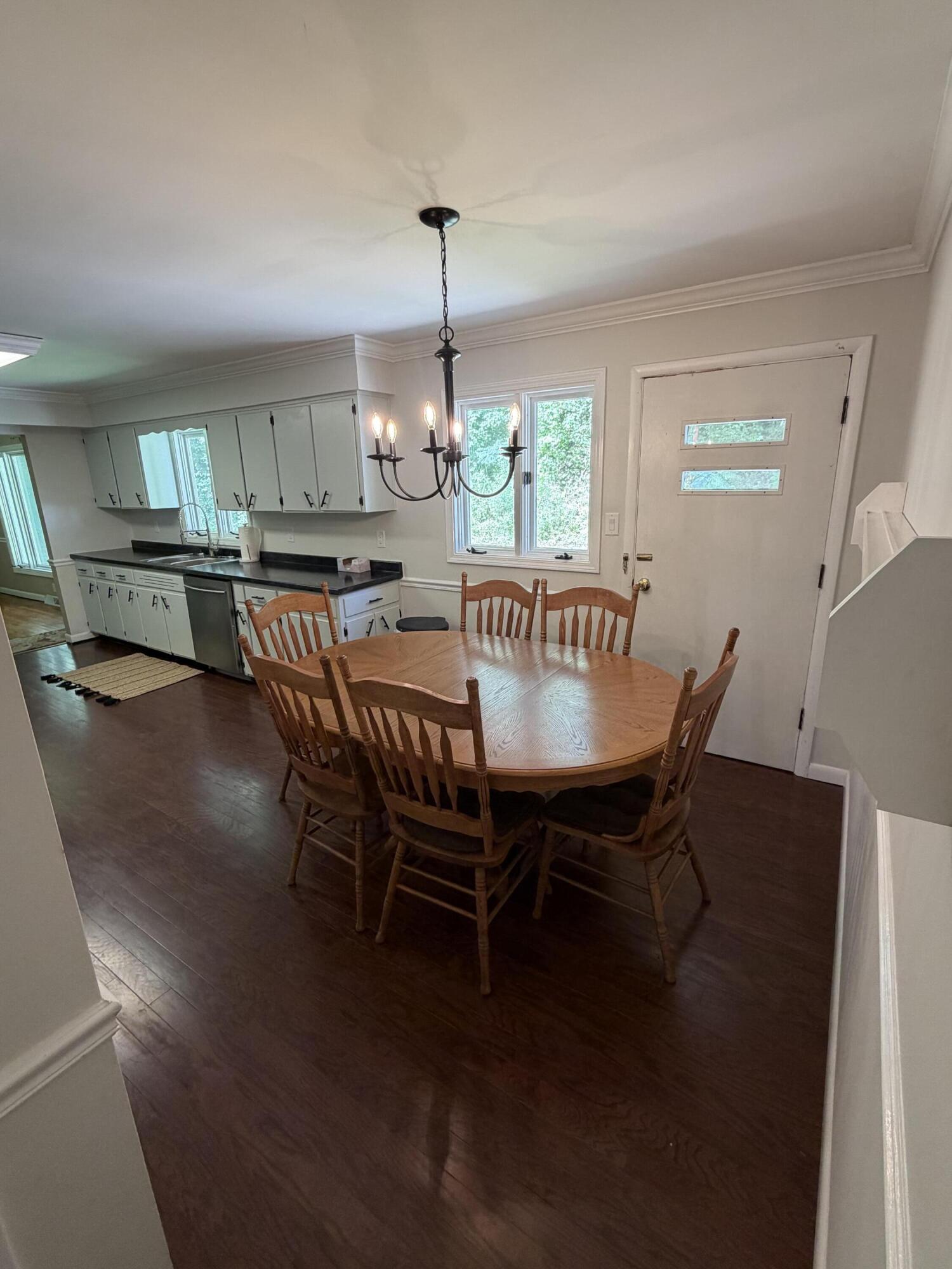 999 Mcdonald Lane Property Photo 17