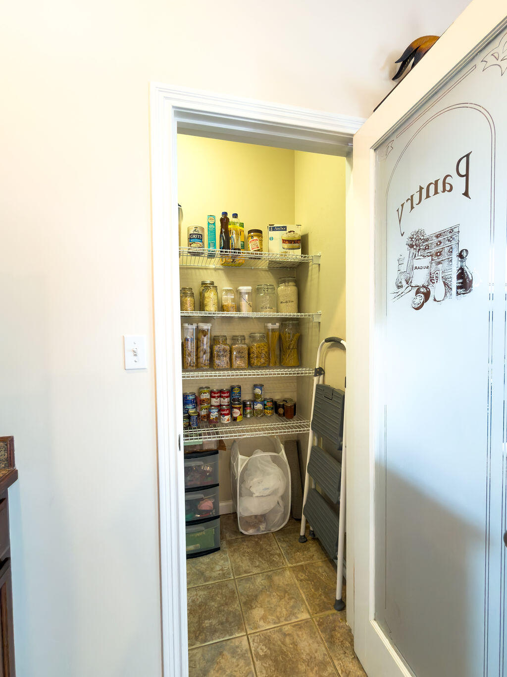 104 Nesting Court Property Photo 15