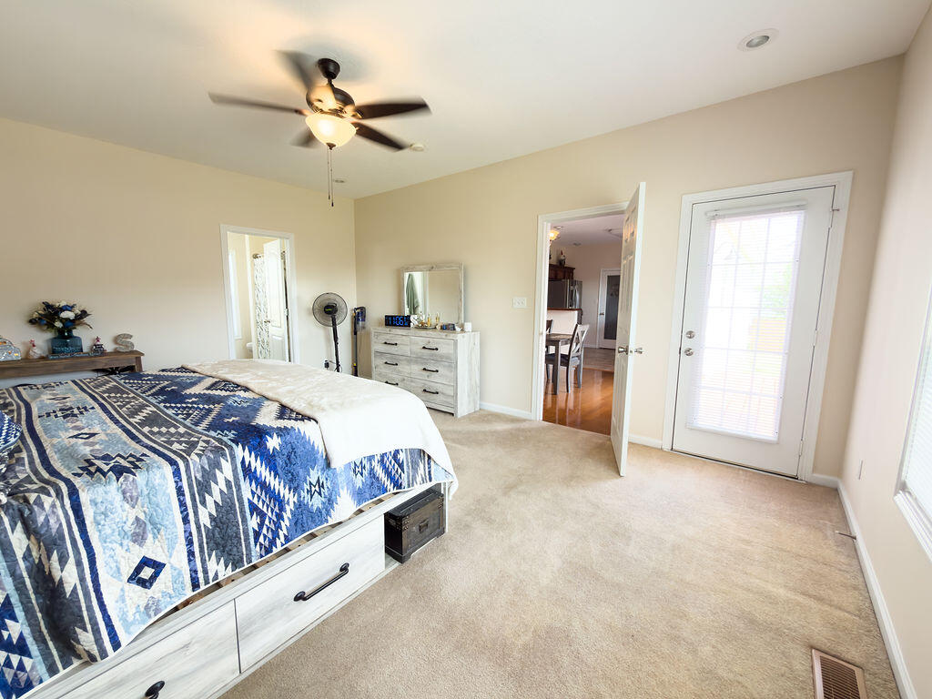 104 Nesting Court Property Photo 20