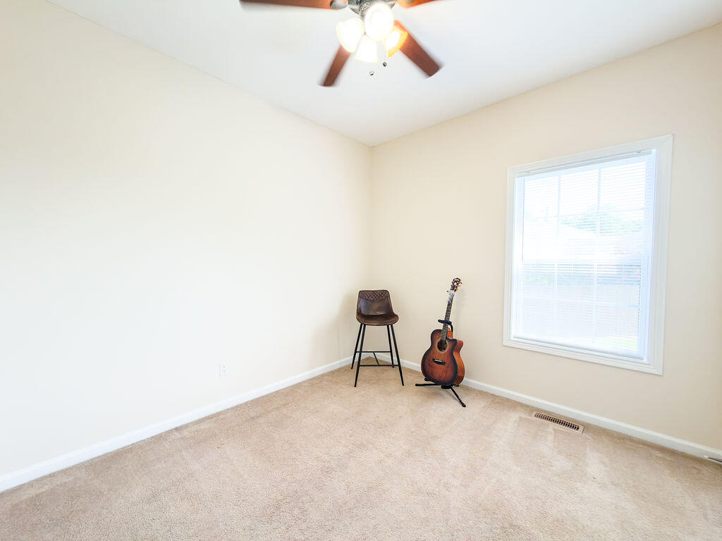 104 Nesting Court Property Photo 31